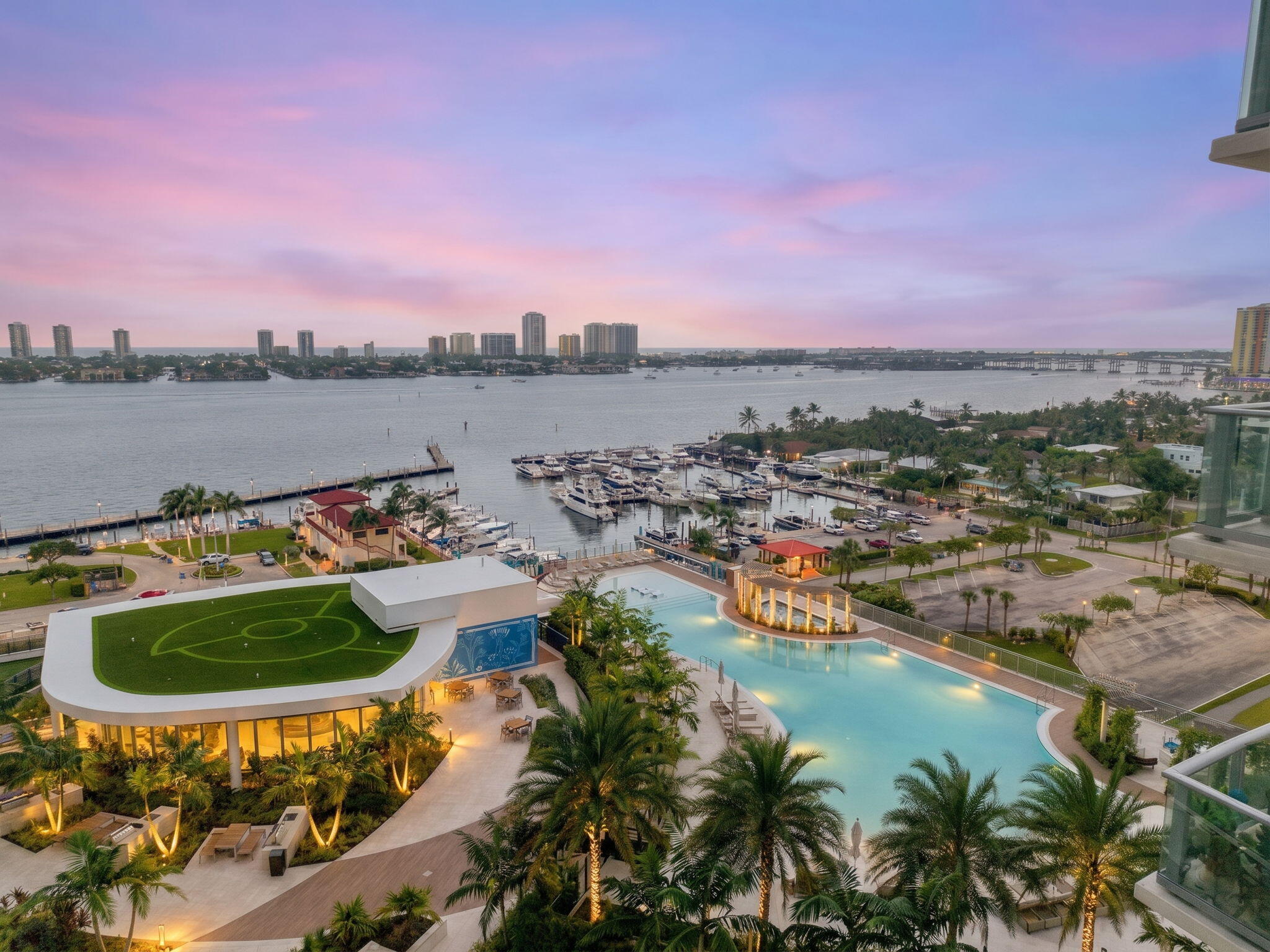 220 LAKE SHORE #1423, West Palm Beach FL 33403
