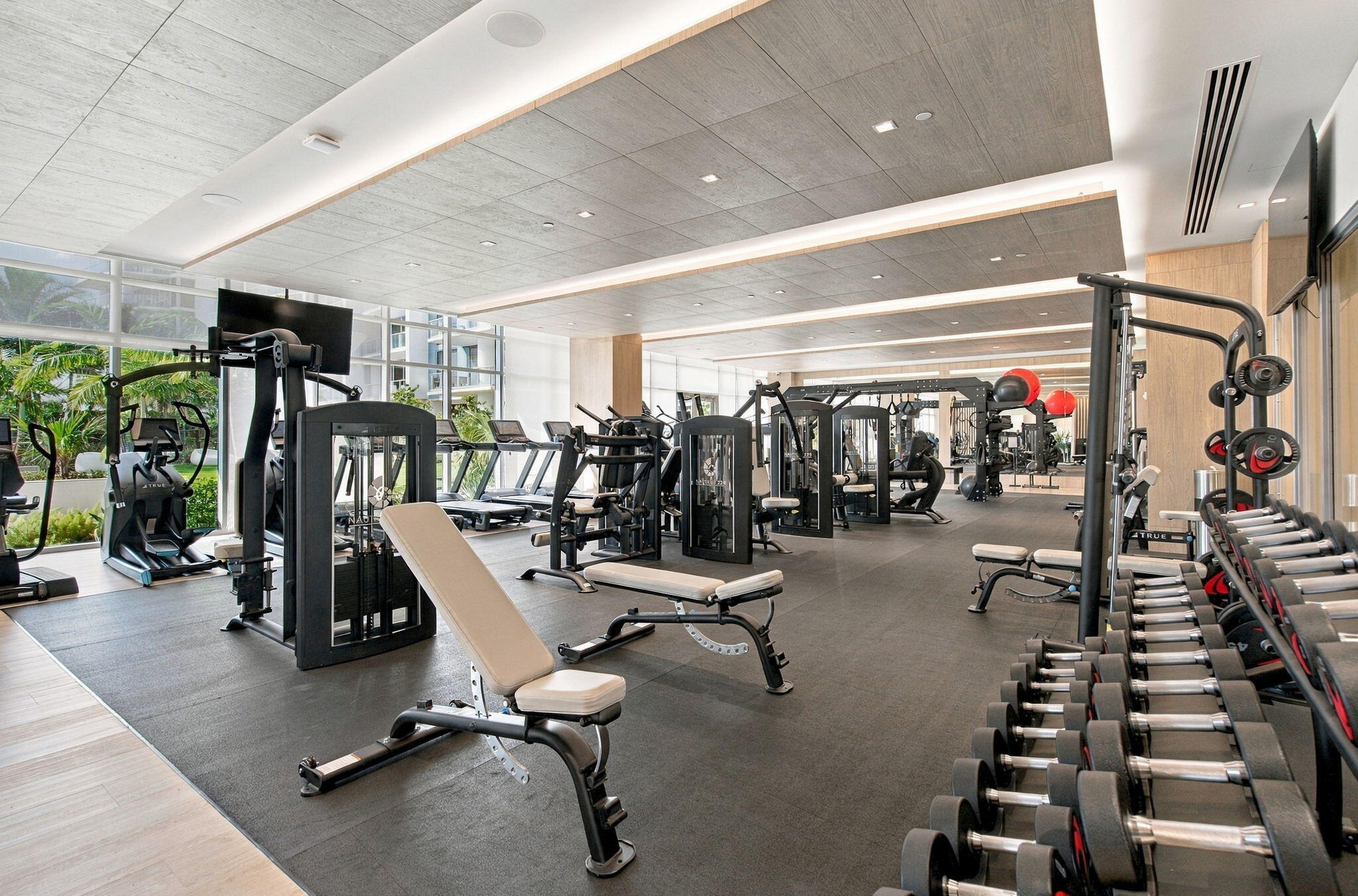 220 LAKE SHORE #1423, West Palm Beach FL 33403
