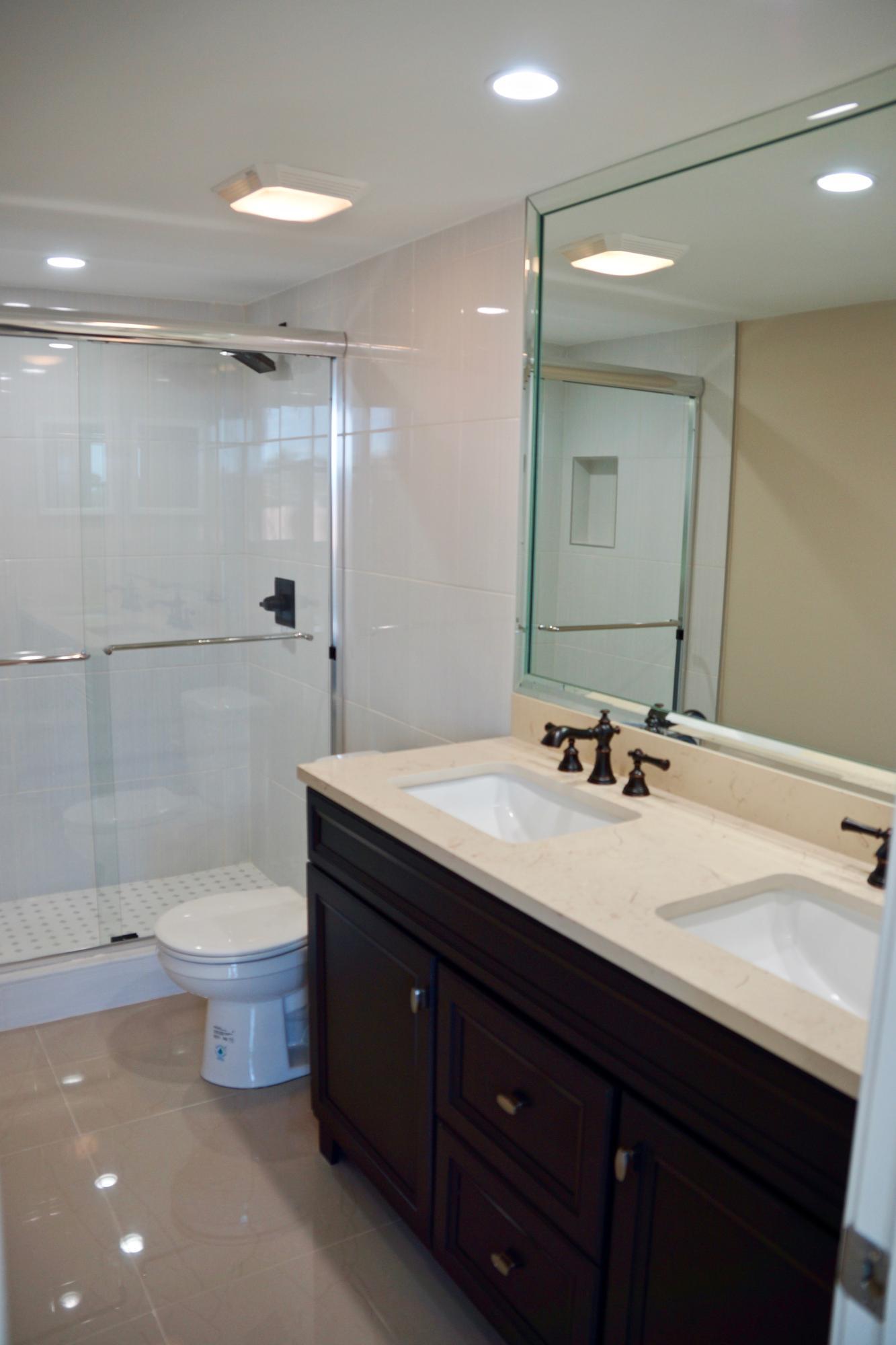 301 Croton #406, Lantana FL 33462