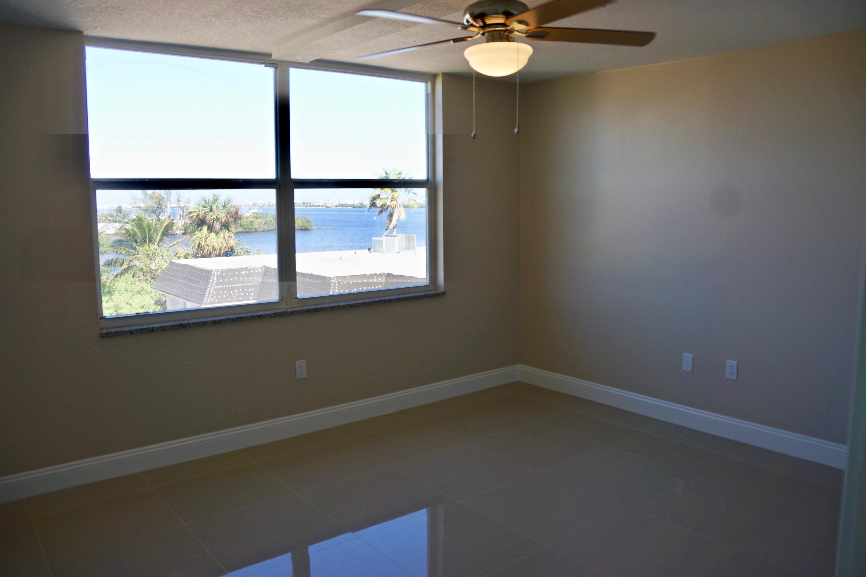301 Croton #406, Lantana FL 33462