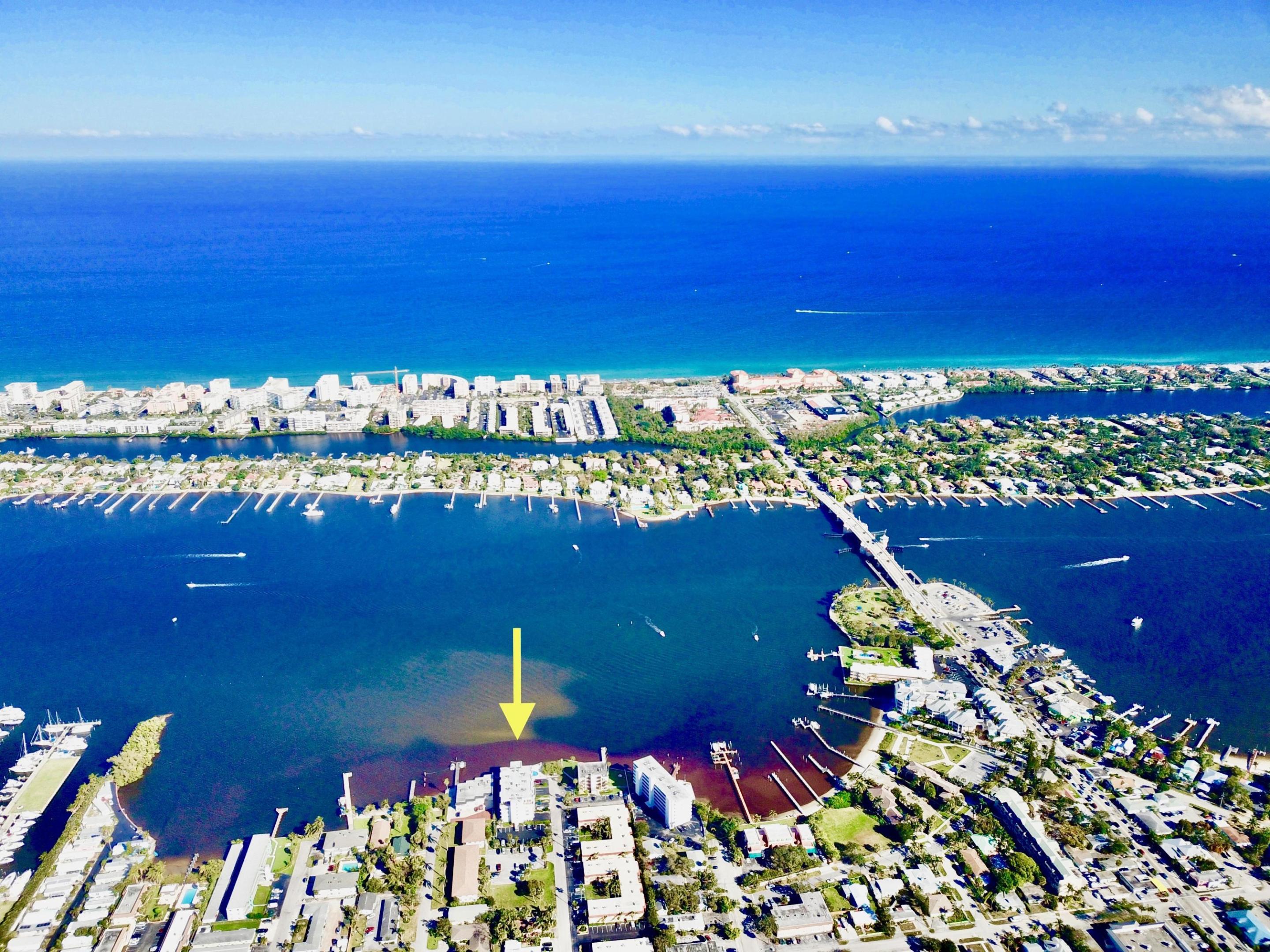 301 Croton #406, Lantana FL 33462
