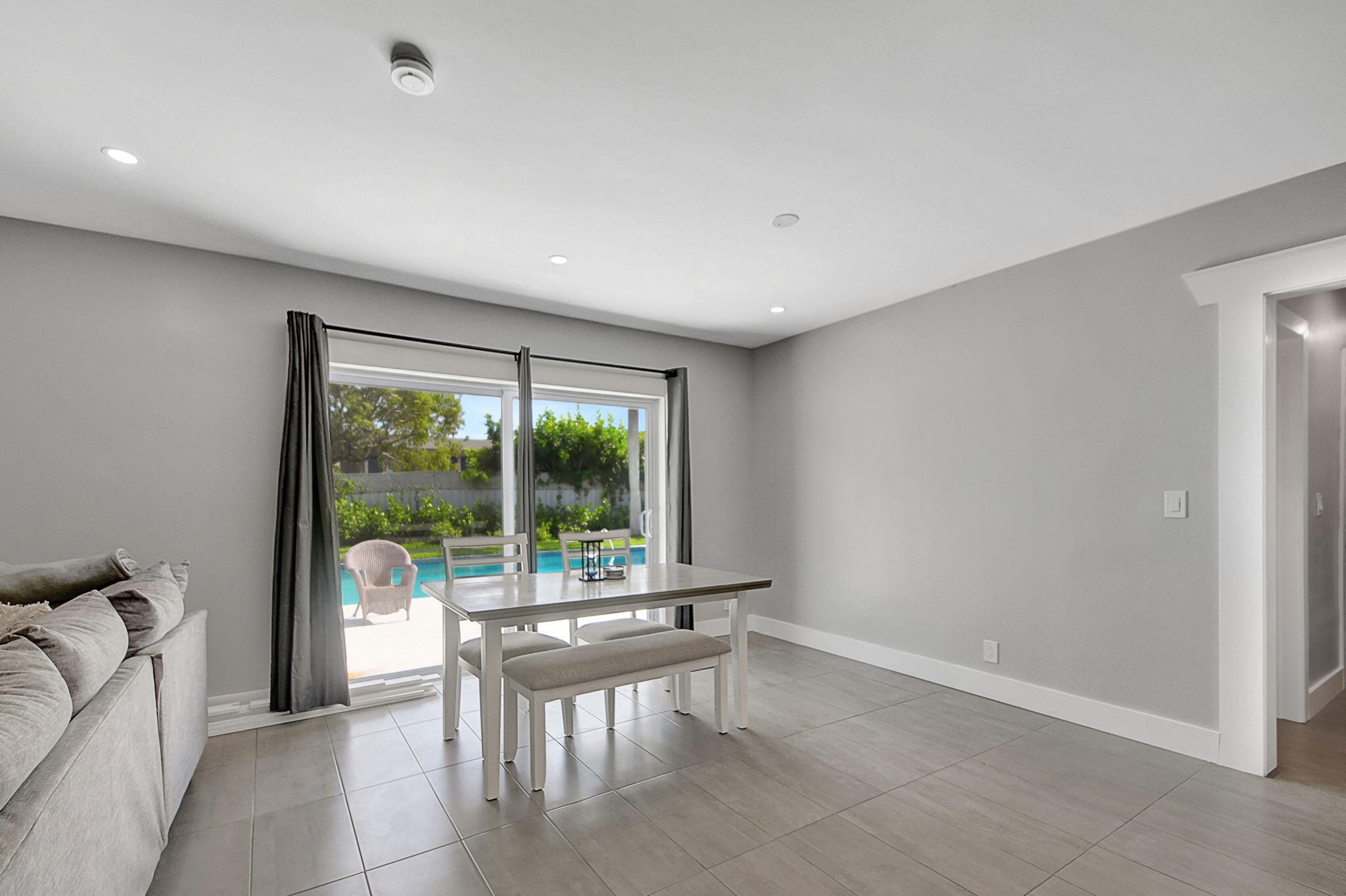 1343 W OCEAN, Lantana FL 33462