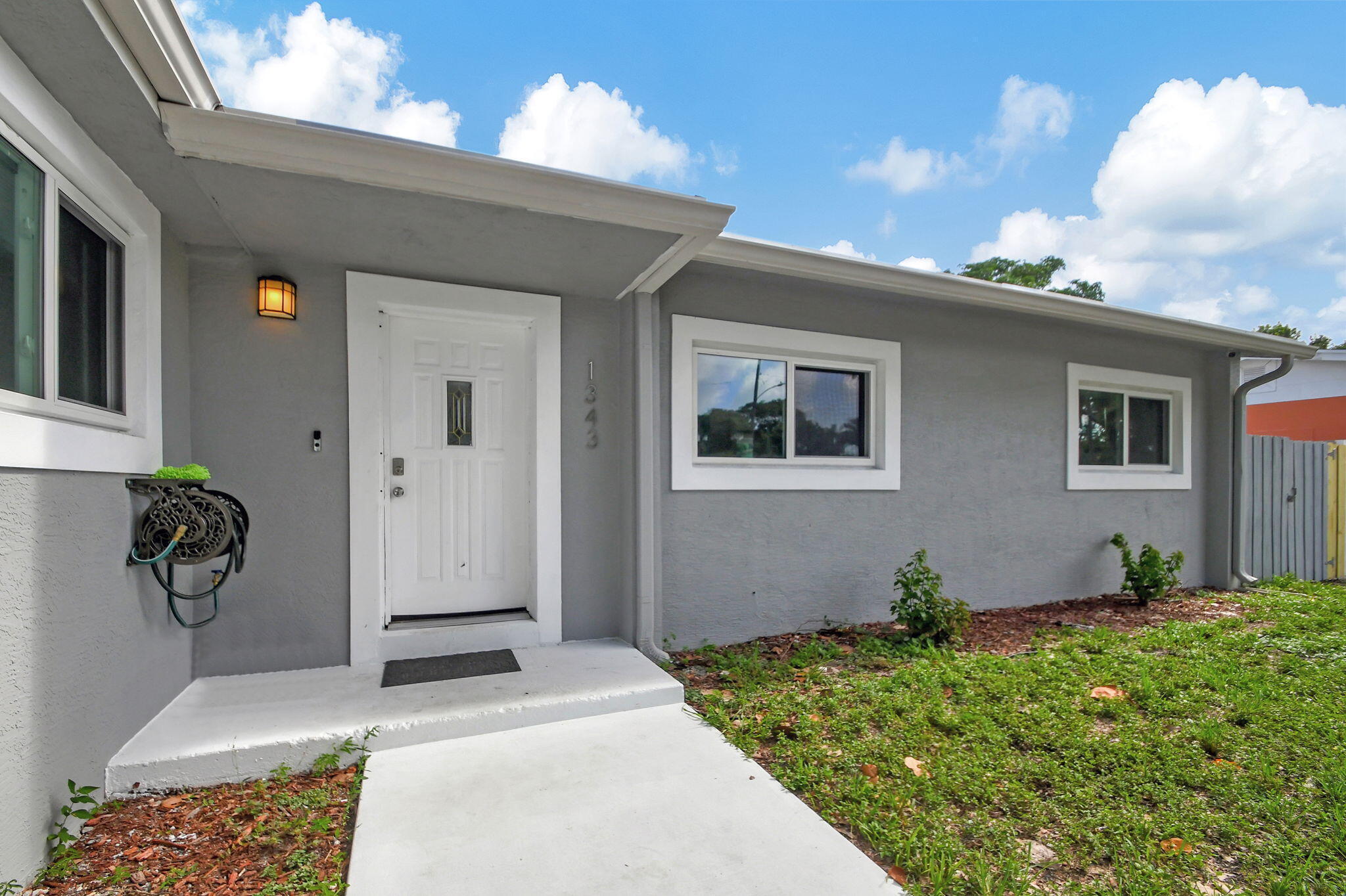 1343 W OCEAN, Lantana FL 33462