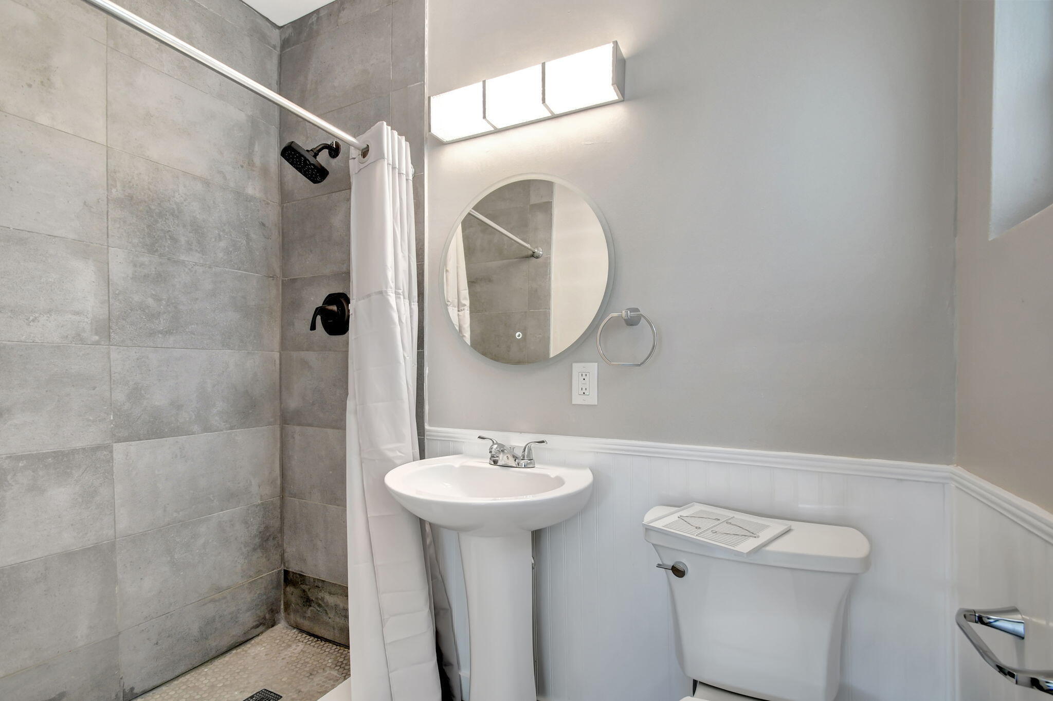 1343 W OCEAN, Lantana FL 33462