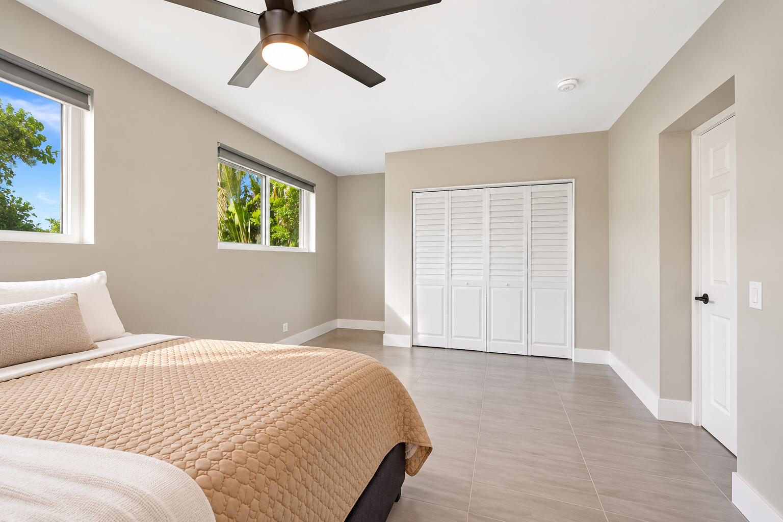 1343 W OCEAN, Lantana FL 33462