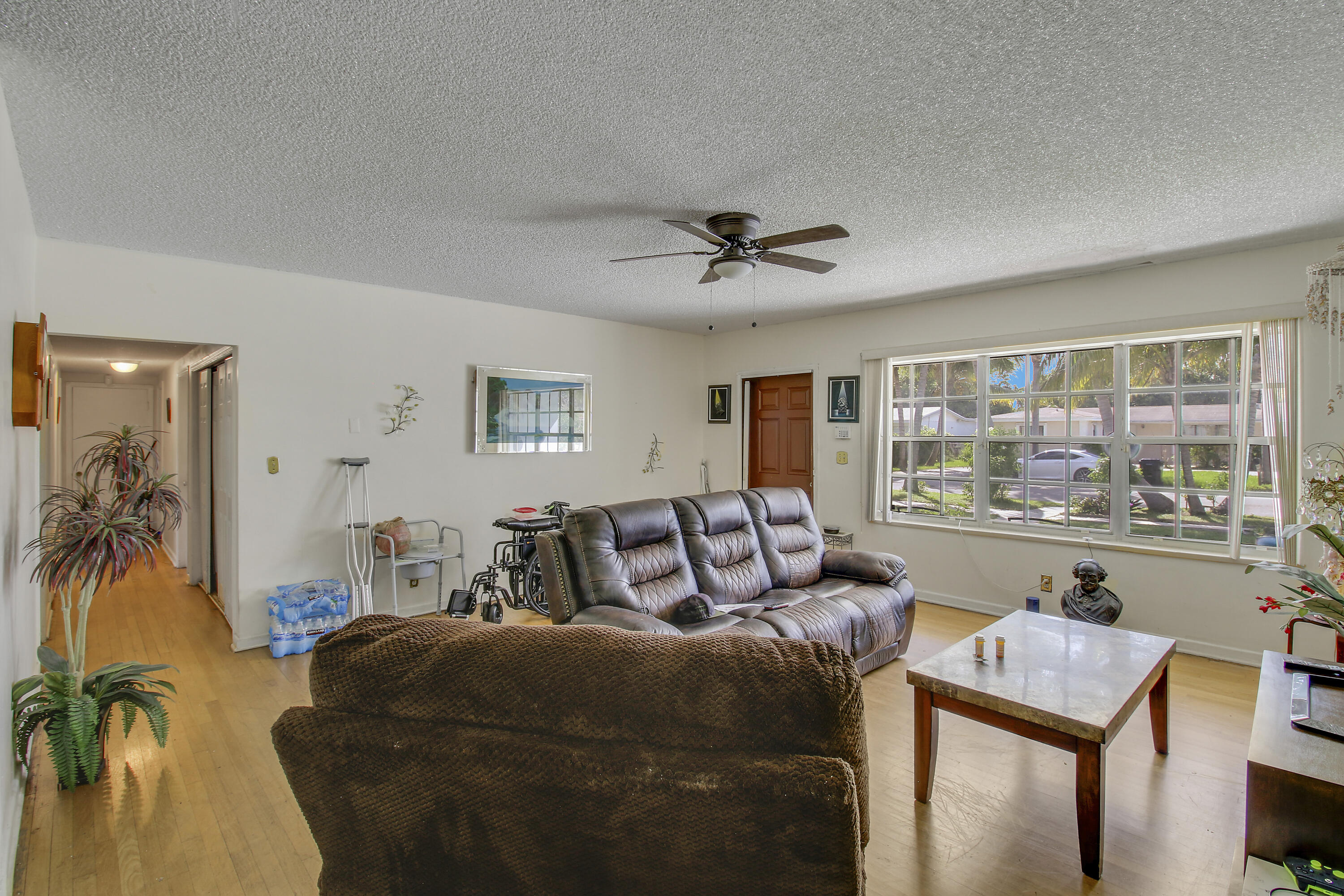 1744 Crestwood, Lake Worth FL 33460