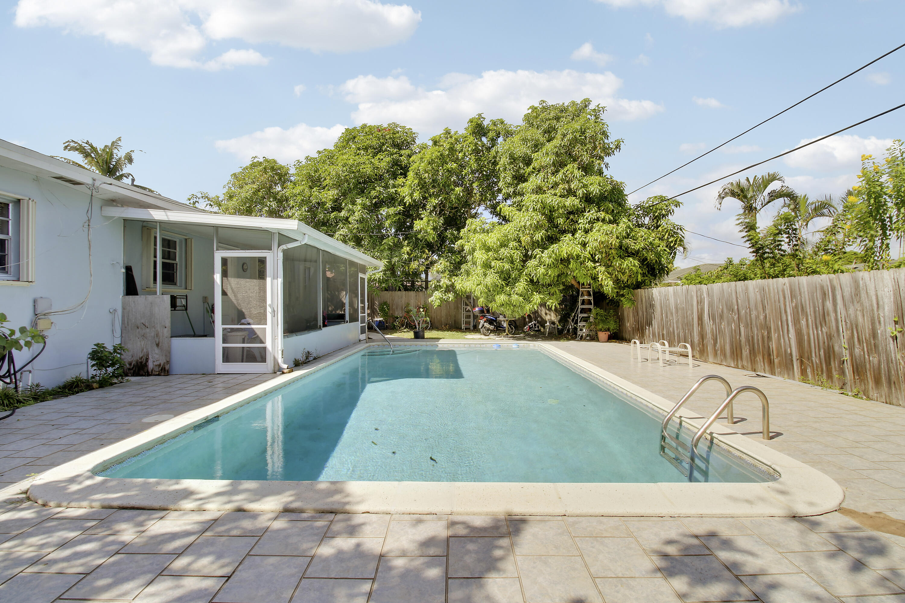 1744 Crestwood, Lake Worth FL 33460