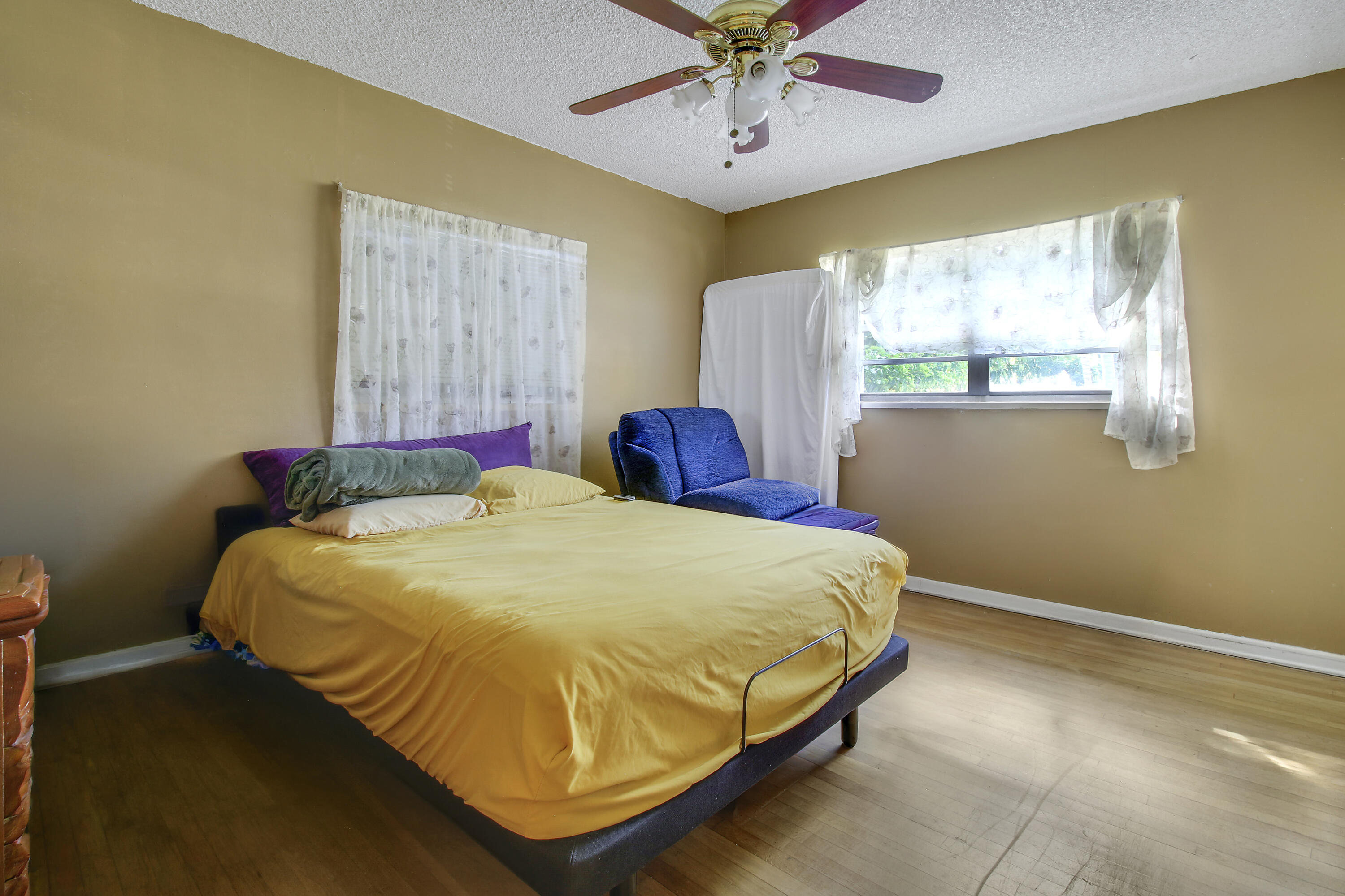 1744 Crestwood, Lake Worth FL 33460