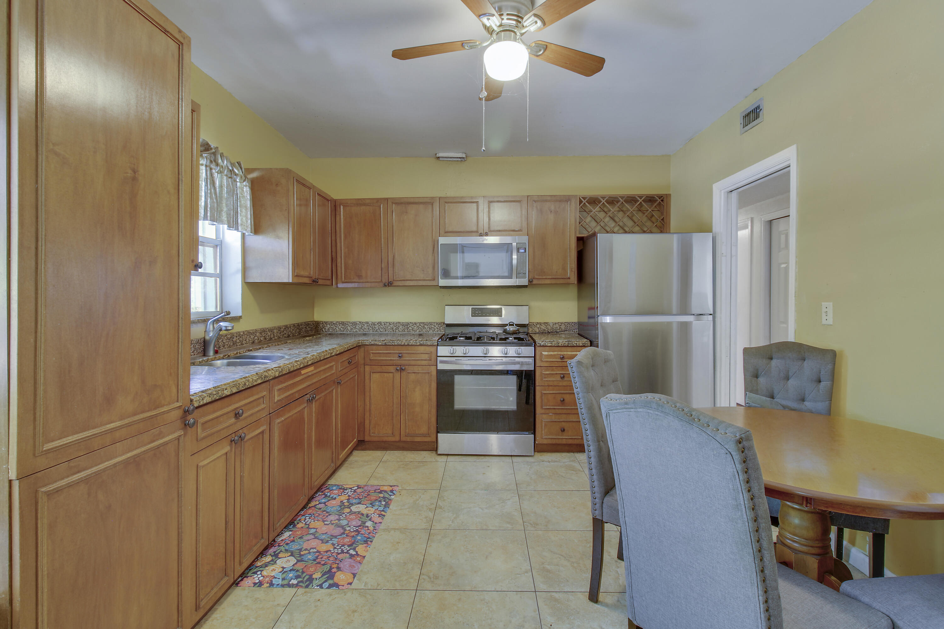 1744 Crestwood, Lake Worth FL 33460