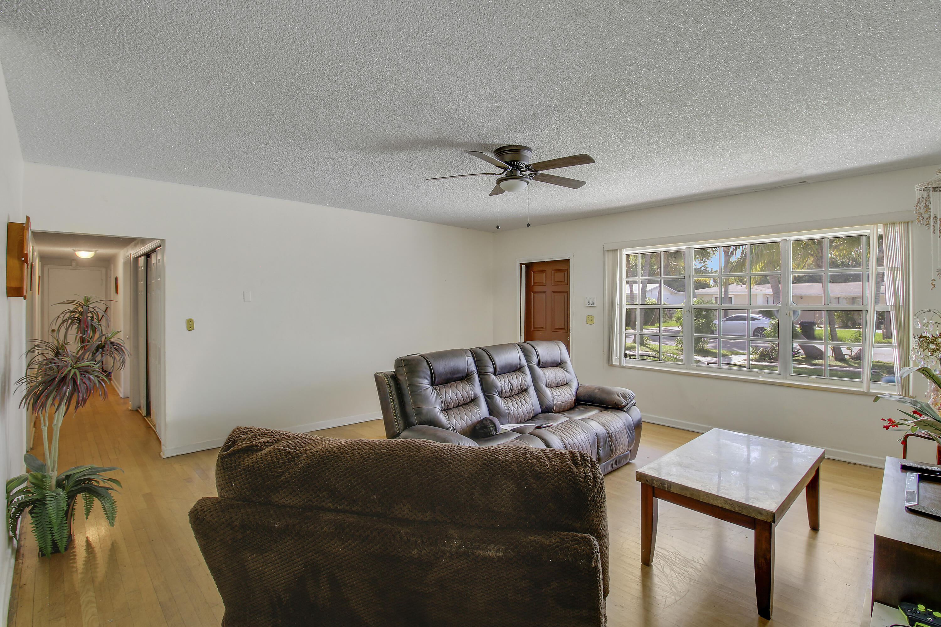 1744 Crestwood, Lake Worth FL 33460