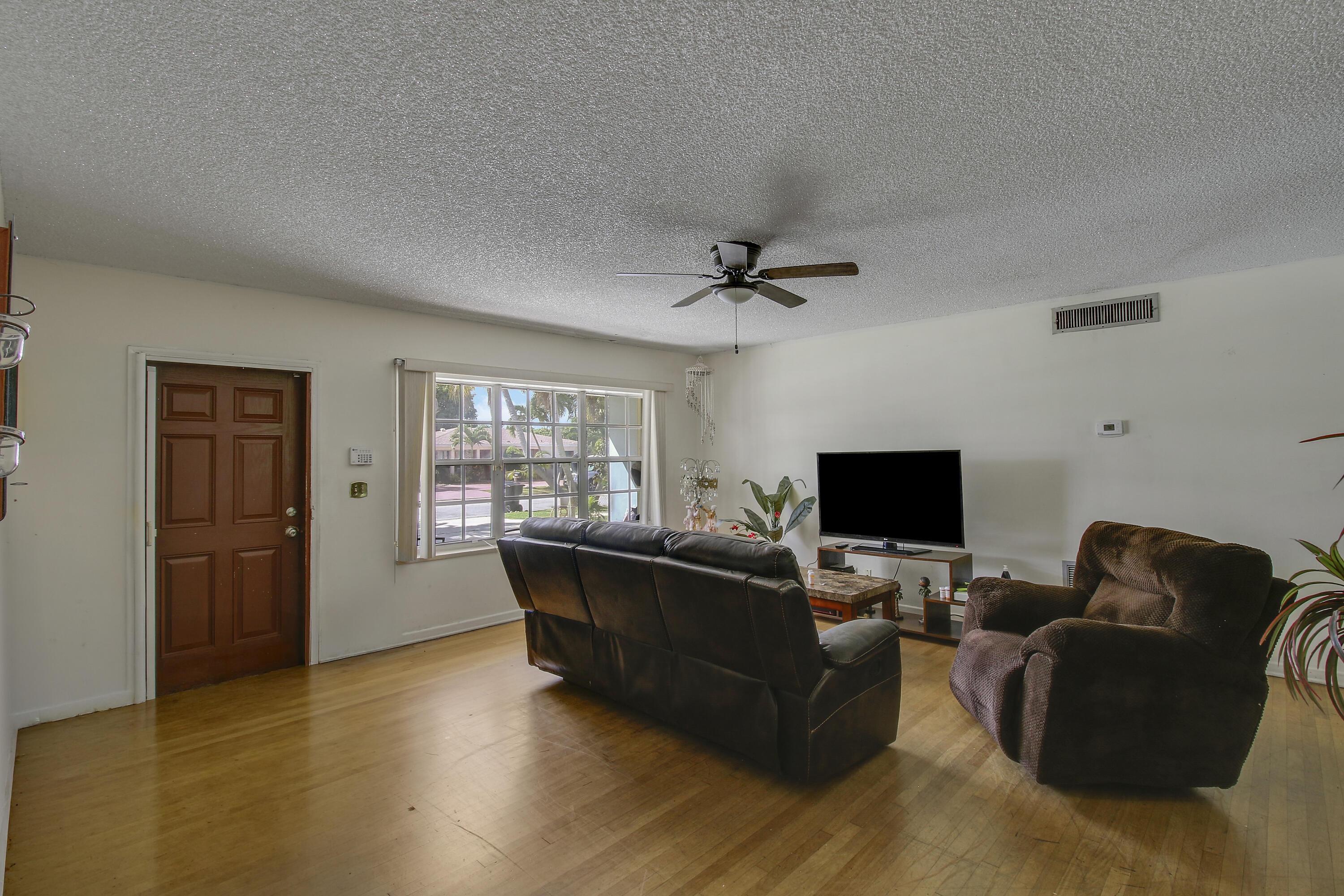 1744 Crestwood, Lake Worth FL 33460