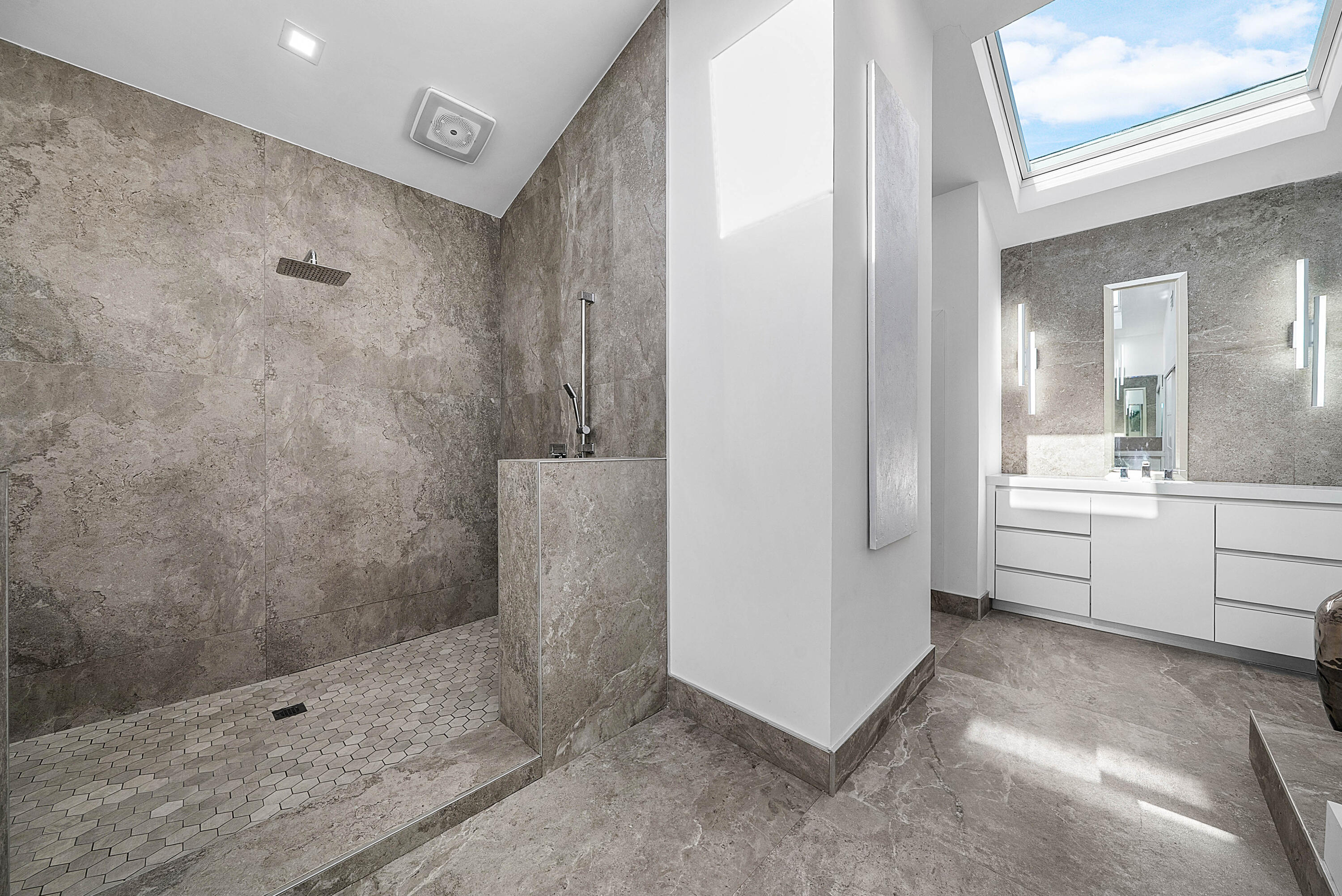 249 Gleneagles, Atlantis FL 33462