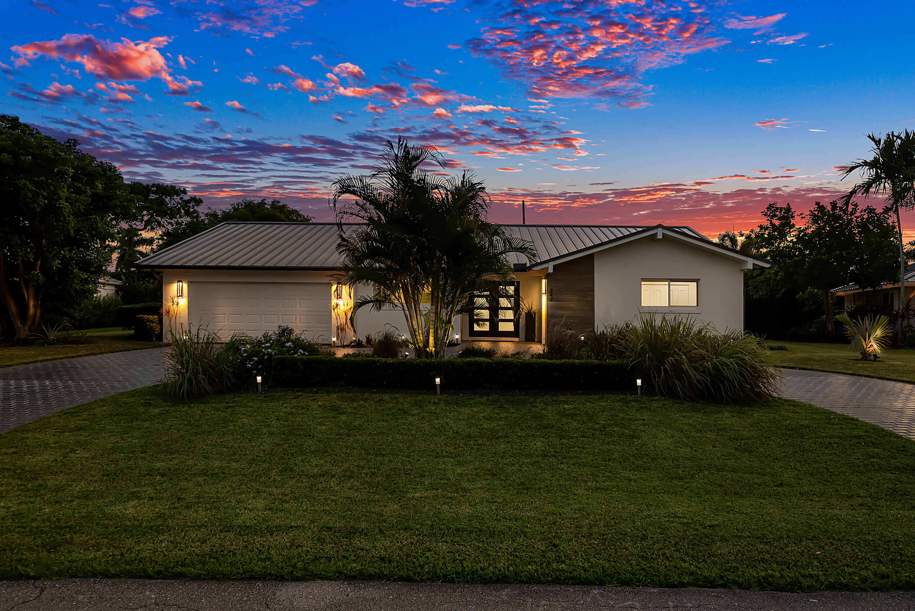 249 Gleneagles, Atlantis FL 33462