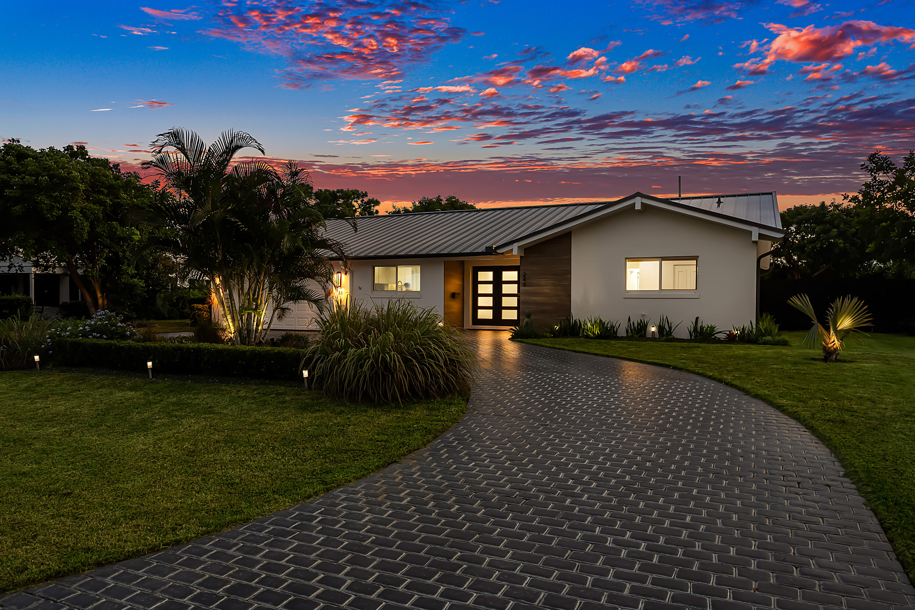 249 Gleneagles, Atlantis FL 33462