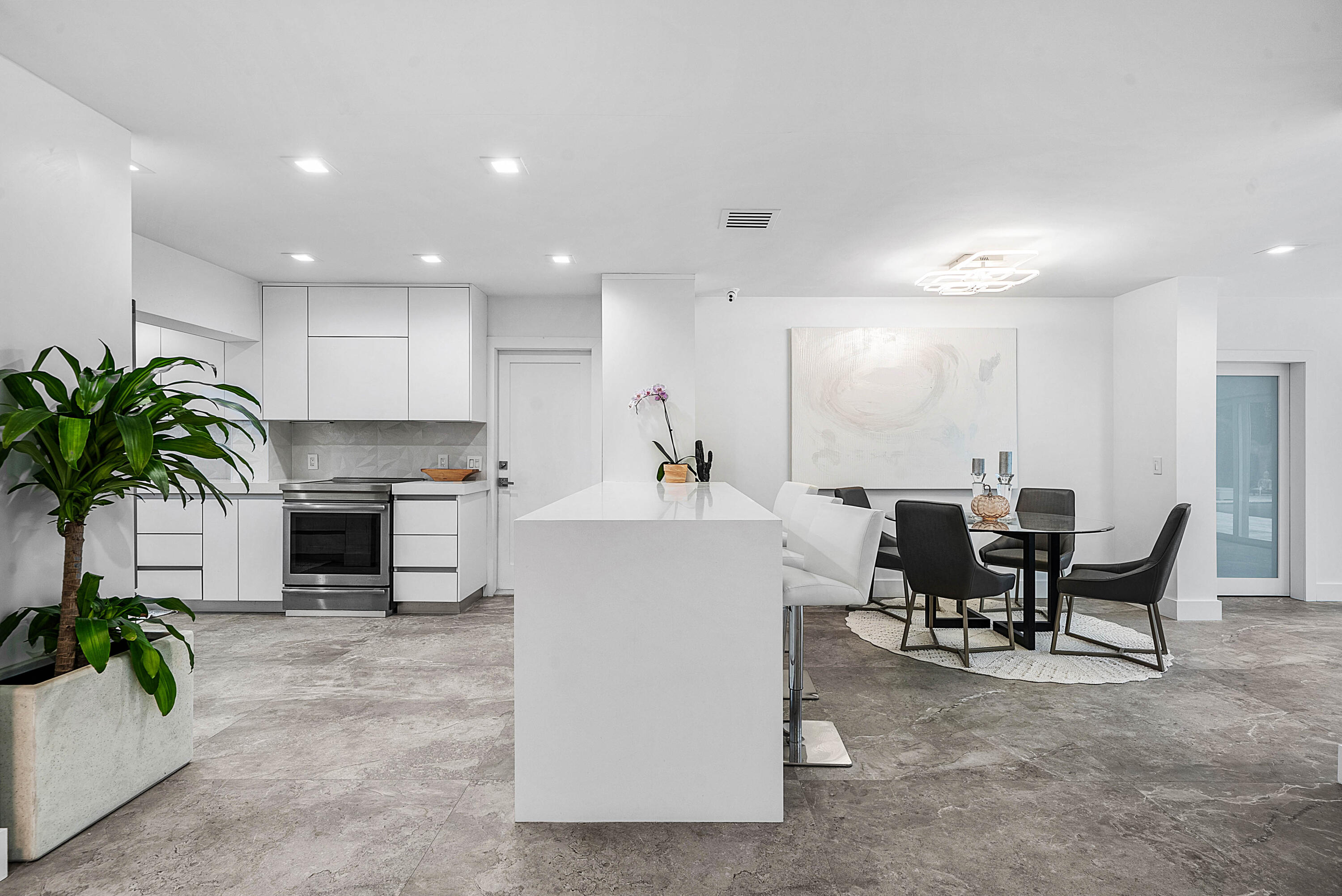249 Gleneagles, Atlantis FL 33462