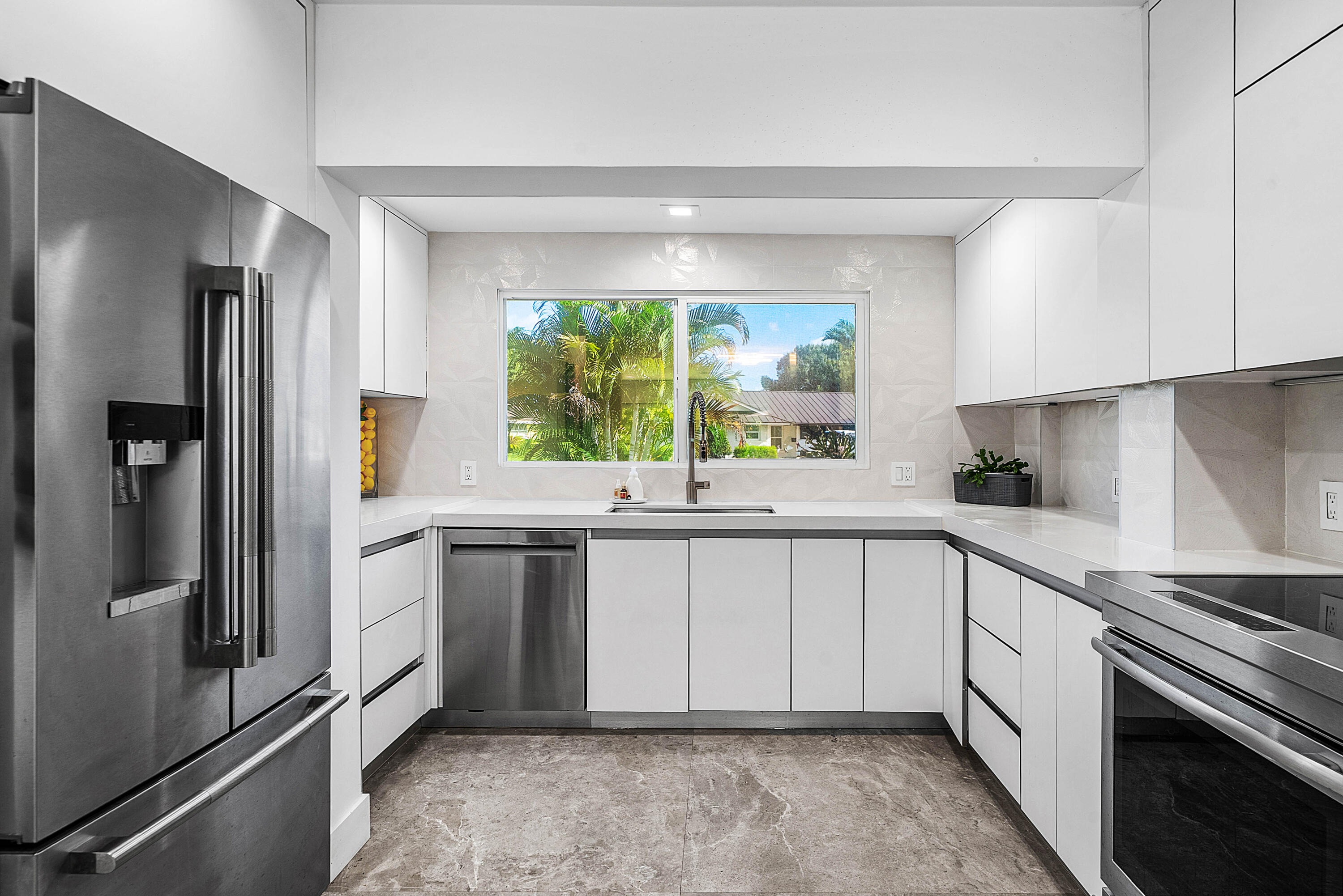 249 Gleneagles, Atlantis FL 33462
