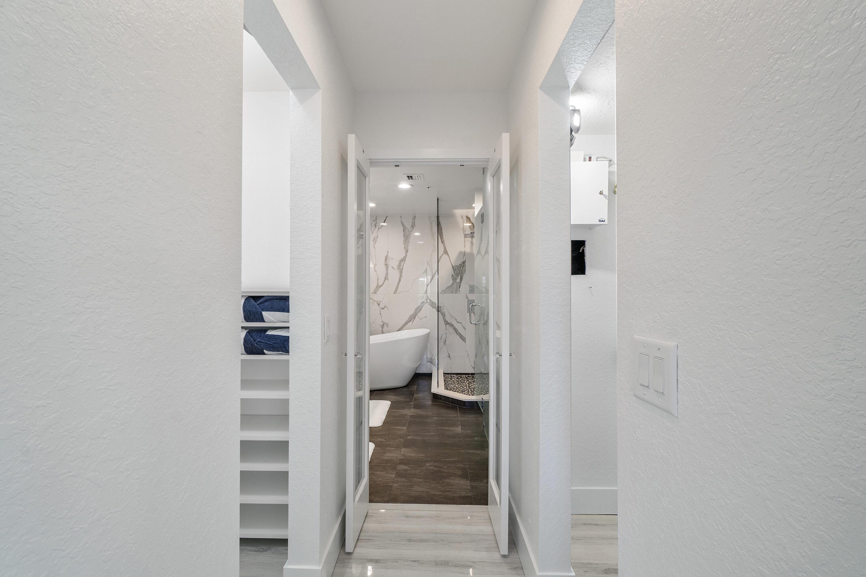 4218 Sea Grape, Lauderdale By The Sea FL 33308