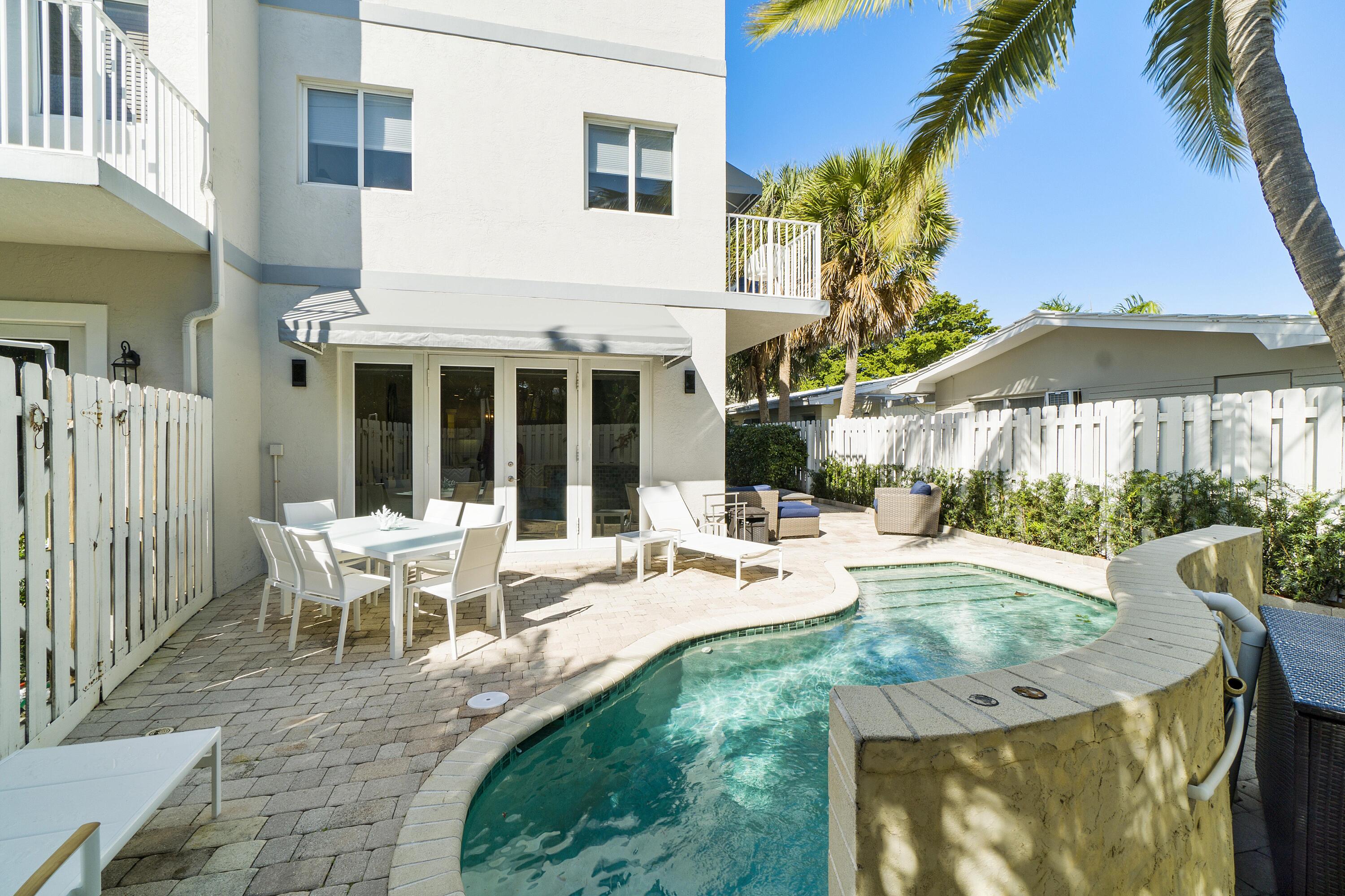 4218 Sea Grape, Lauderdale By The Sea FL 33308