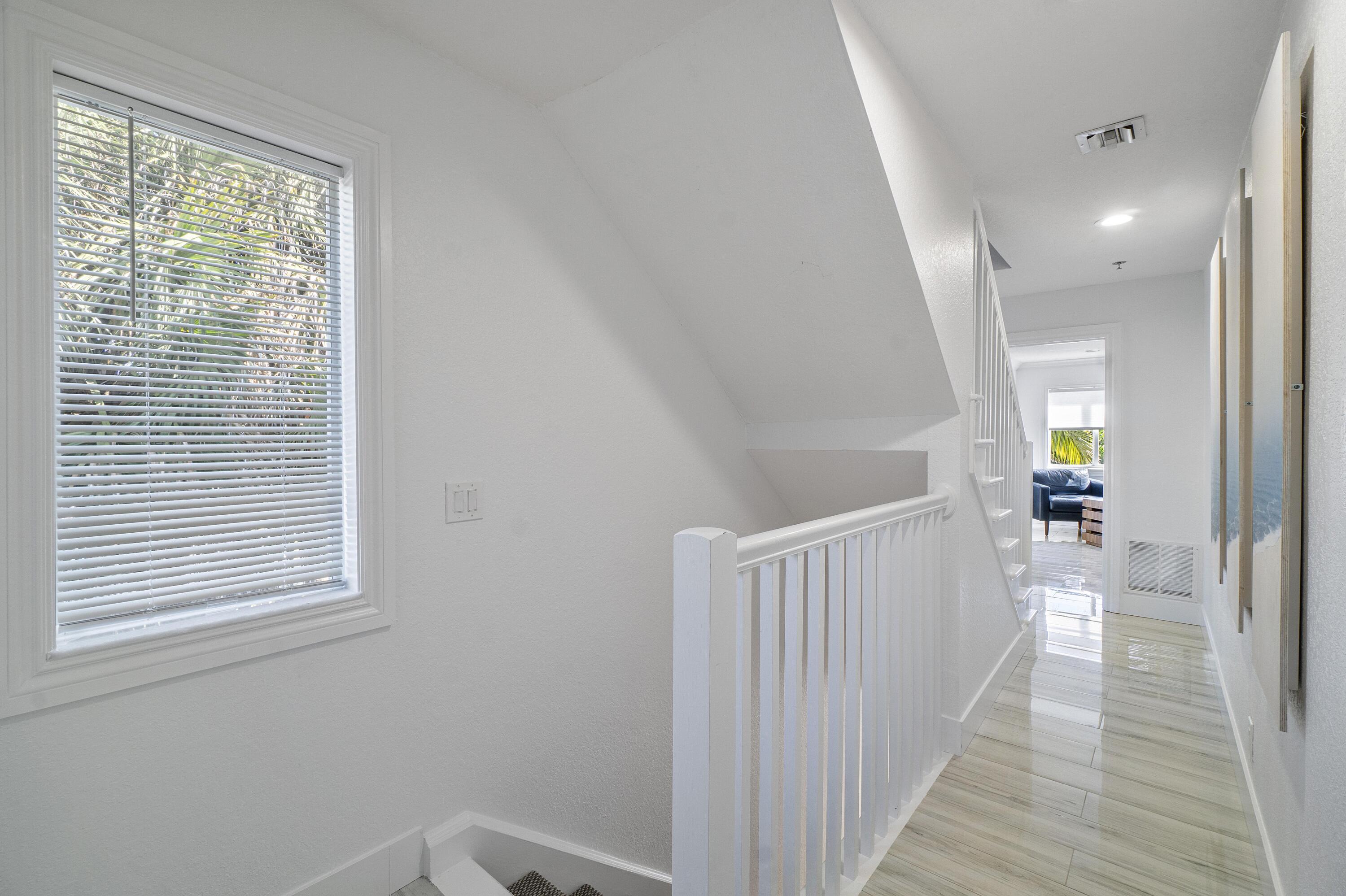 4218 Sea Grape, Lauderdale By The Sea FL 33308