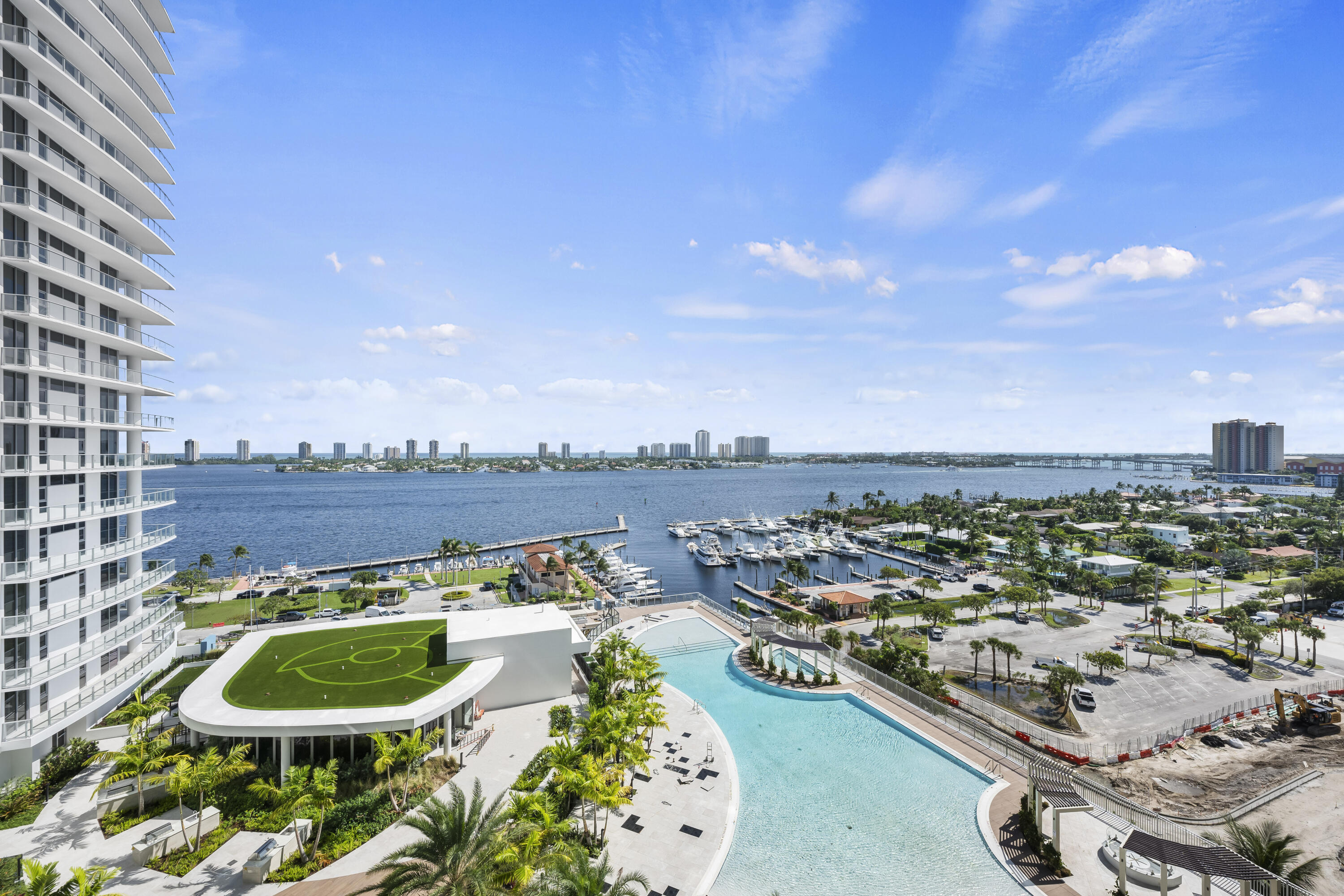 220 LAKE SHORE #1202, West Palm Beach FL 33403
