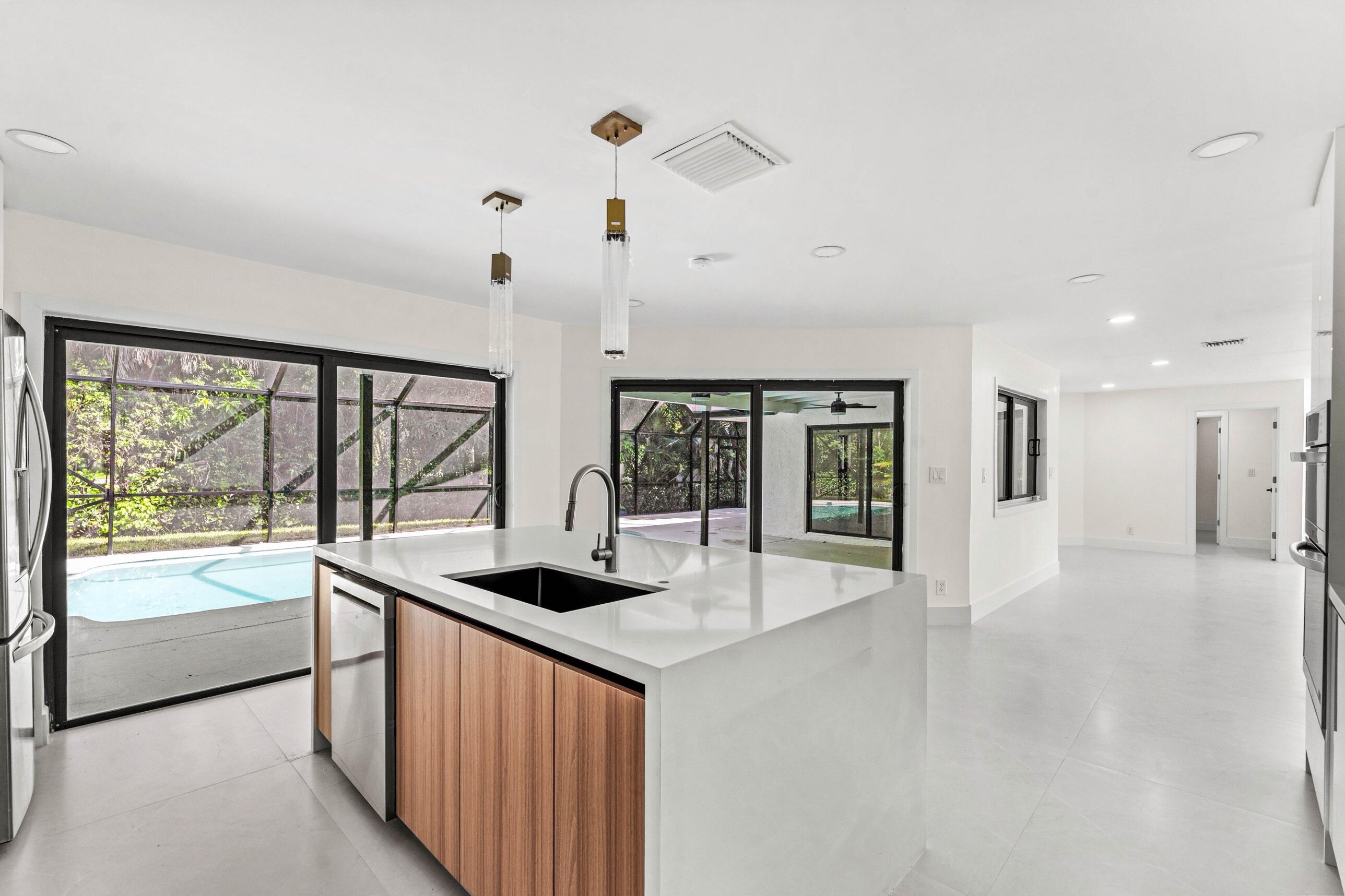 10264 Crosswind, Boca Raton FL 33498