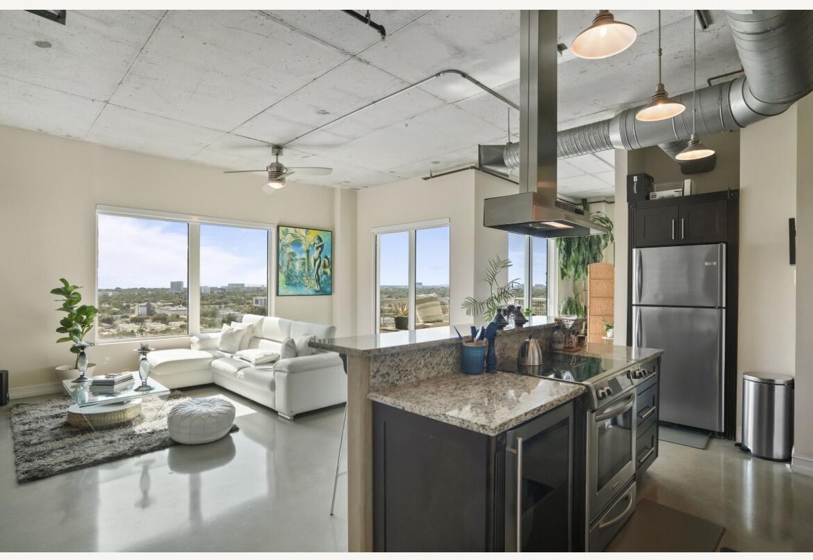 10 SW South River, Miami FL 33130