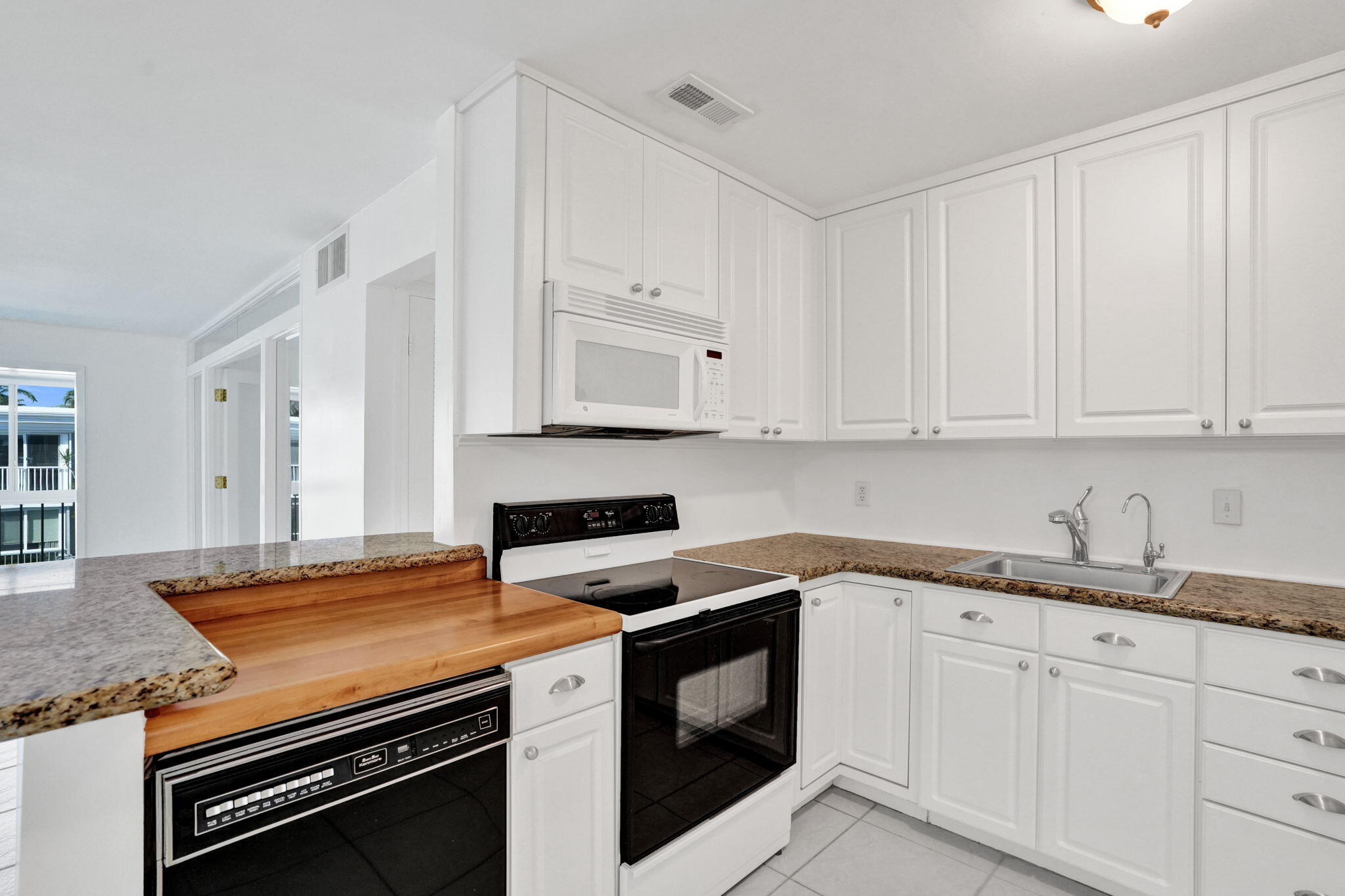 6469 BAY CLUB #3, Fort Lauderdale FL 33308