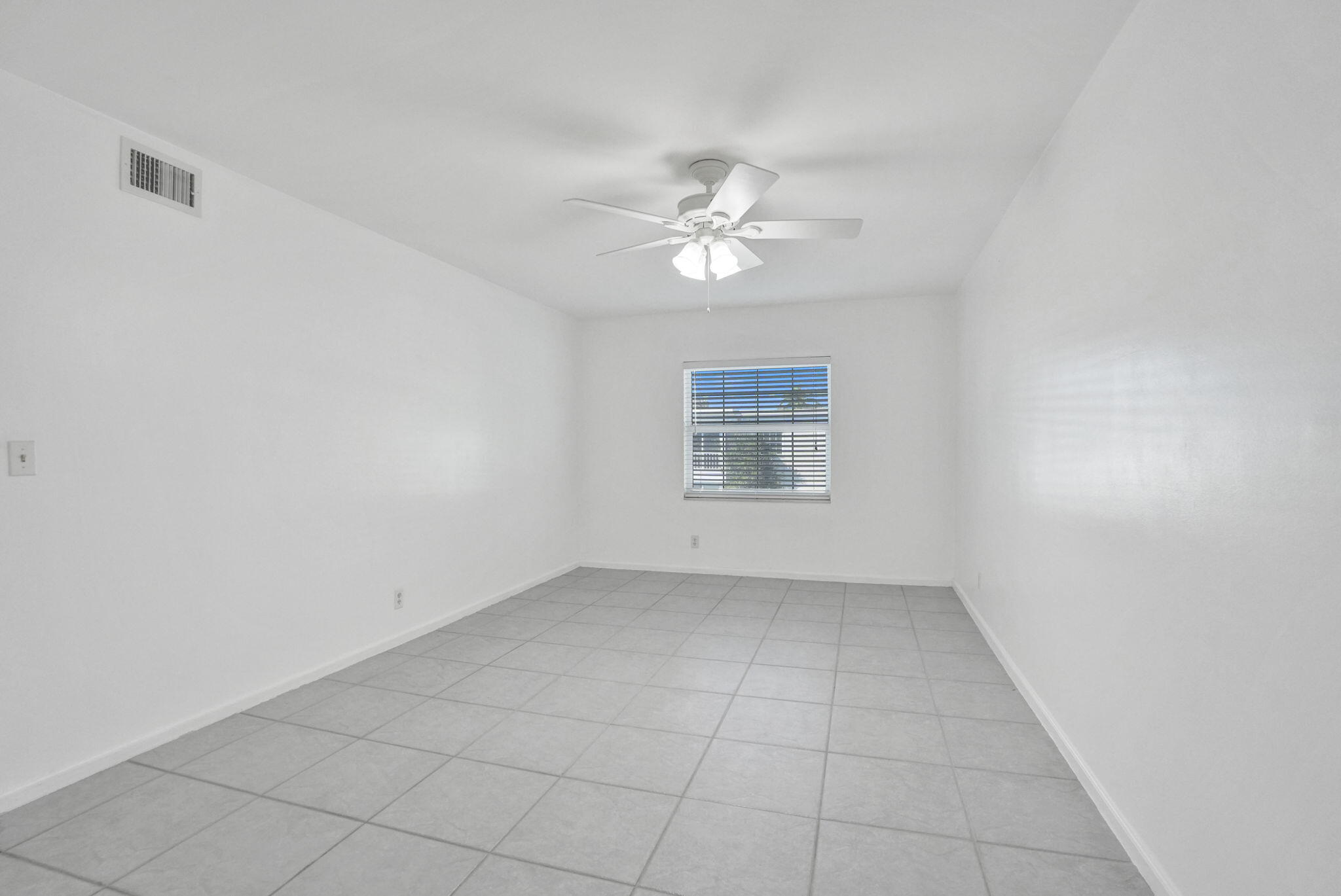 6469 BAY CLUB #3, Fort Lauderdale FL 33308