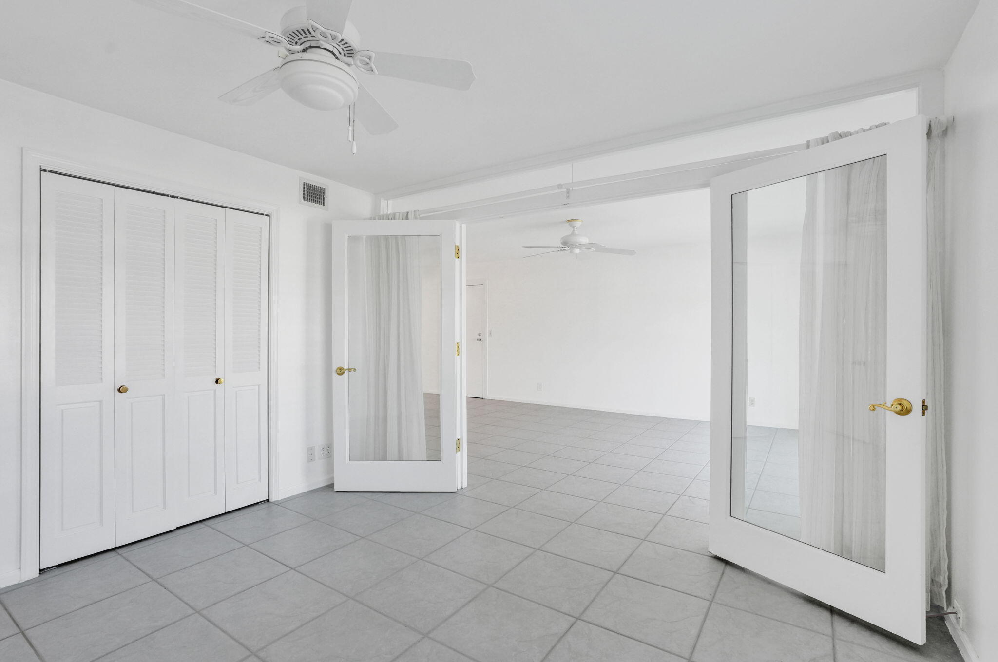 6469 BAY CLUB #3, Fort Lauderdale FL 33308
