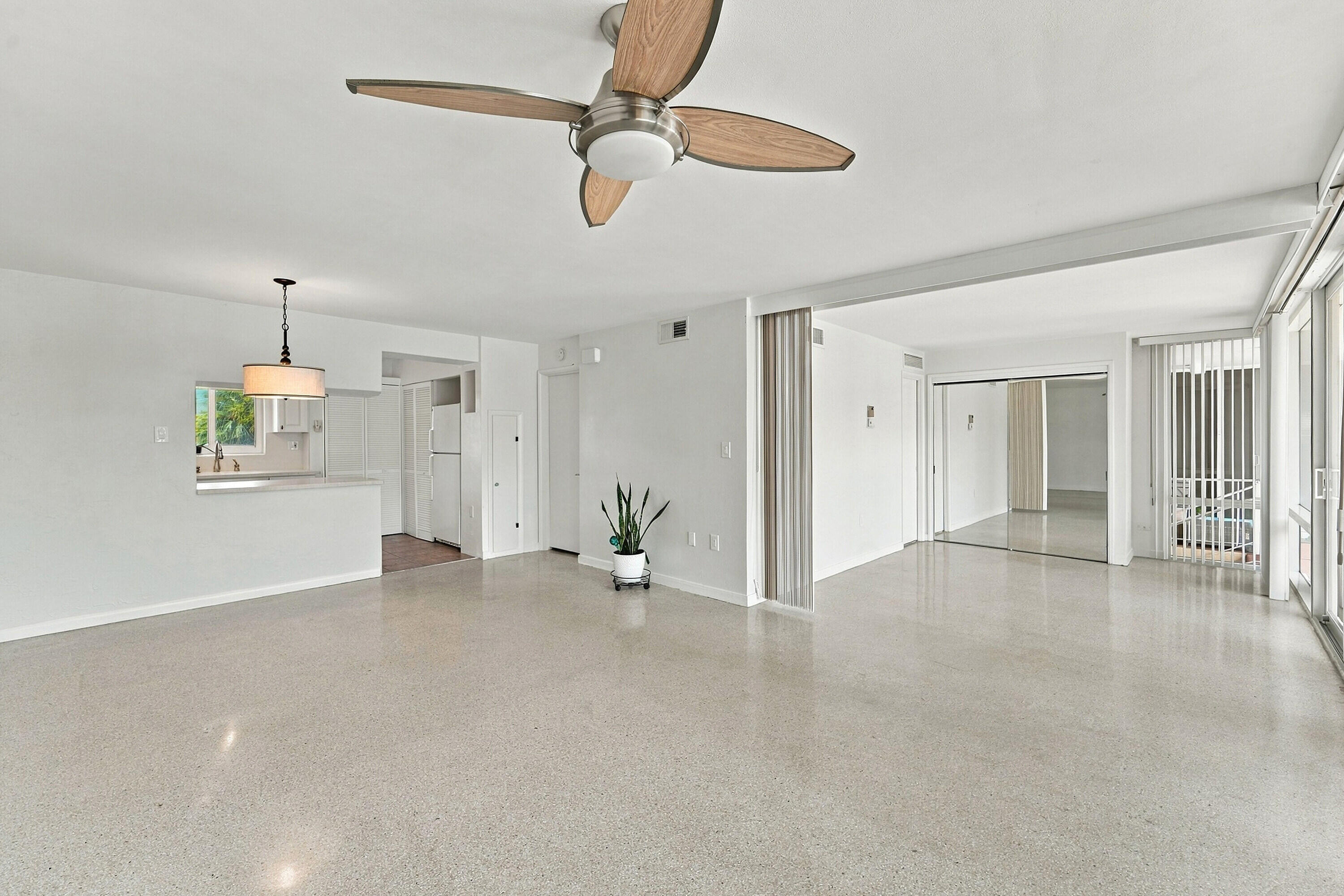 2725 NE 32ND #7, Fort Lauderdale FL 33308