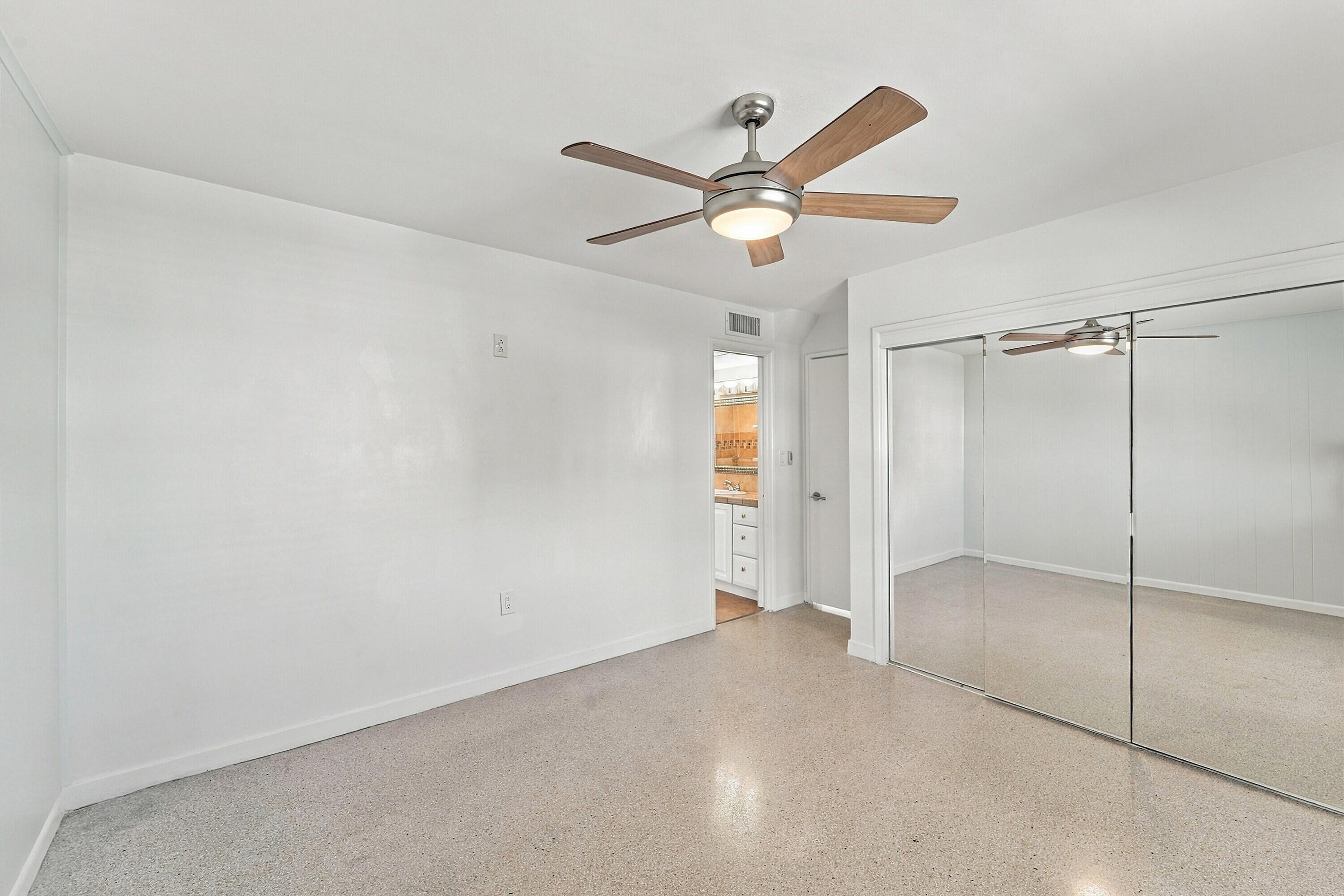 2725 NE 32ND #7, Fort Lauderdale FL 33308