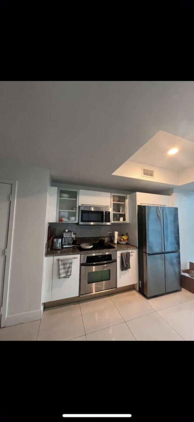 888 BISCAYNE #3712, Miami FL 33132