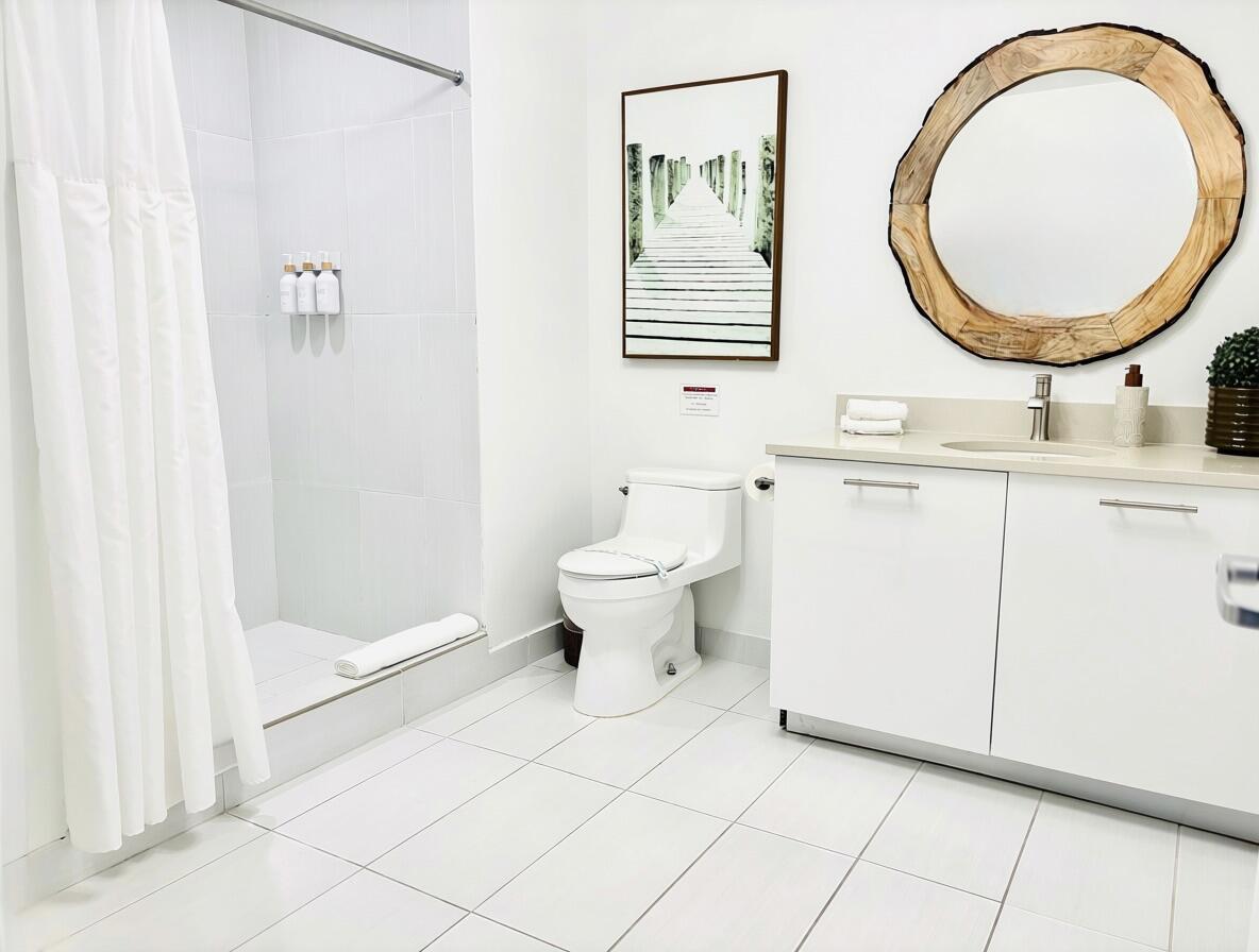 3250 NE 1st #710, Miami FL 33137