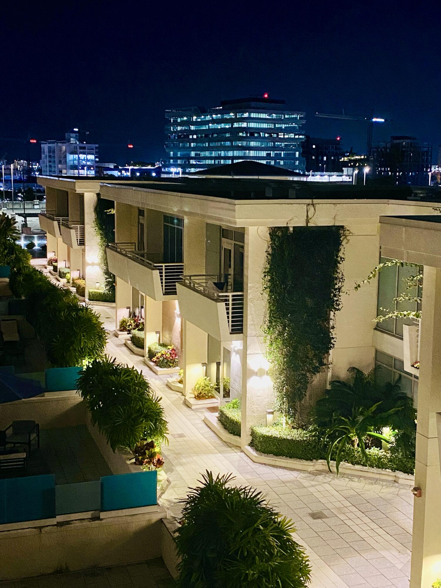 3250 NE 1st #710, Miami FL 33137