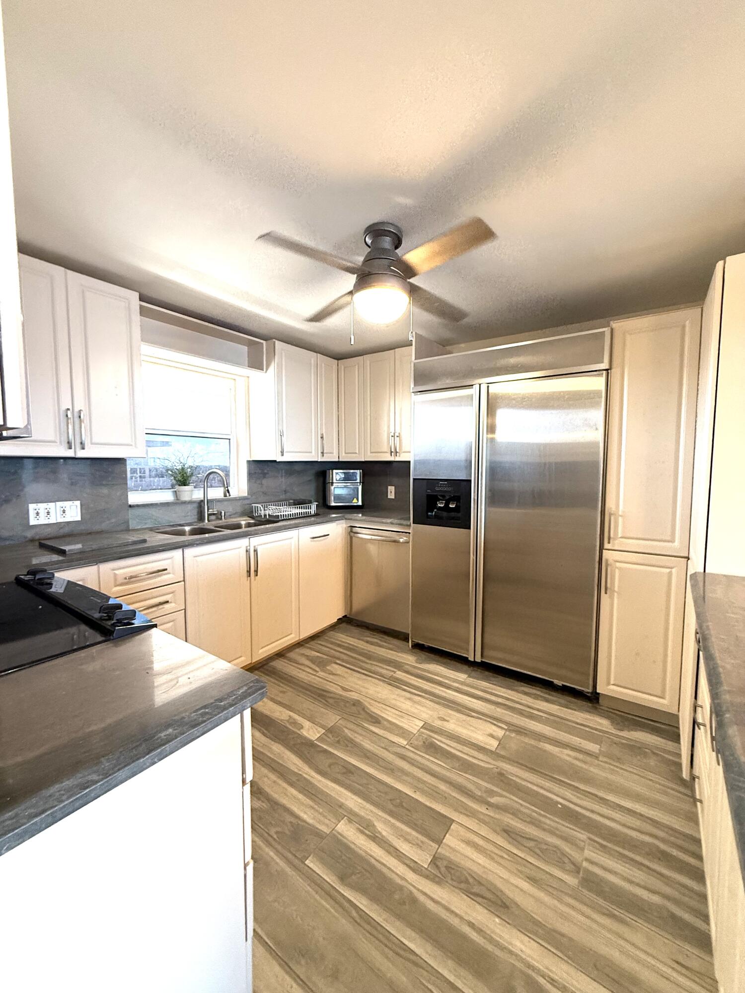 1051 HILLSBORO MILE #905E, Hillsboro Beach FL 33062