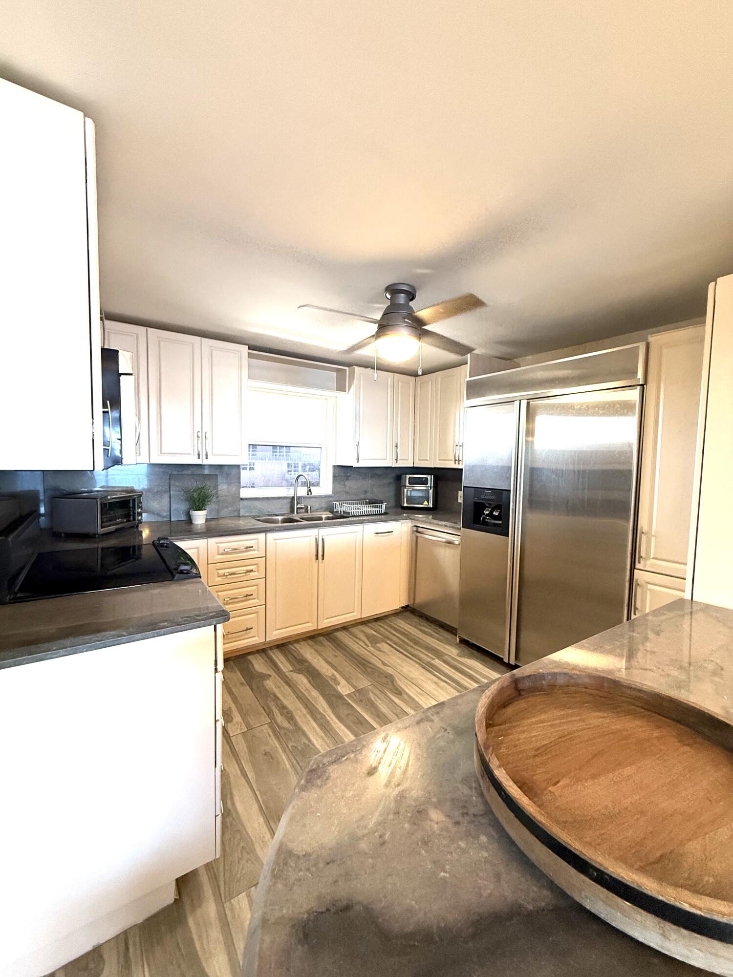 1051 HILLSBORO MILE #905E, Hillsboro Beach FL 33062