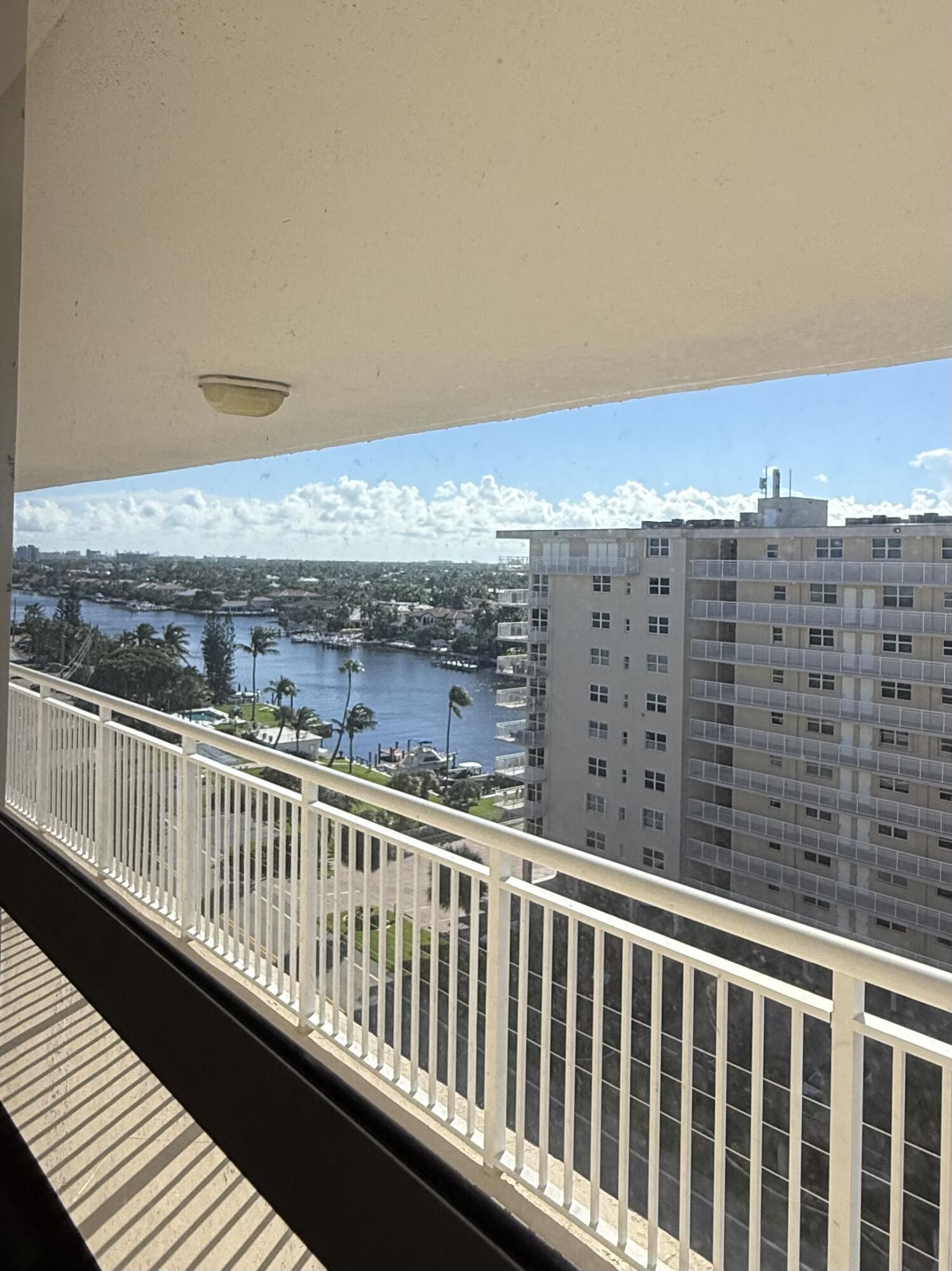 1051 HILLSBORO MILE #905E, Hillsboro Beach FL 33062