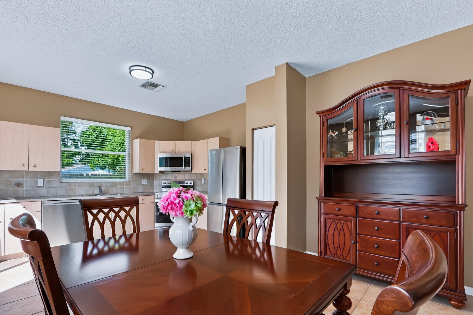 1024 PARK HILL, Haverhill FL 33417