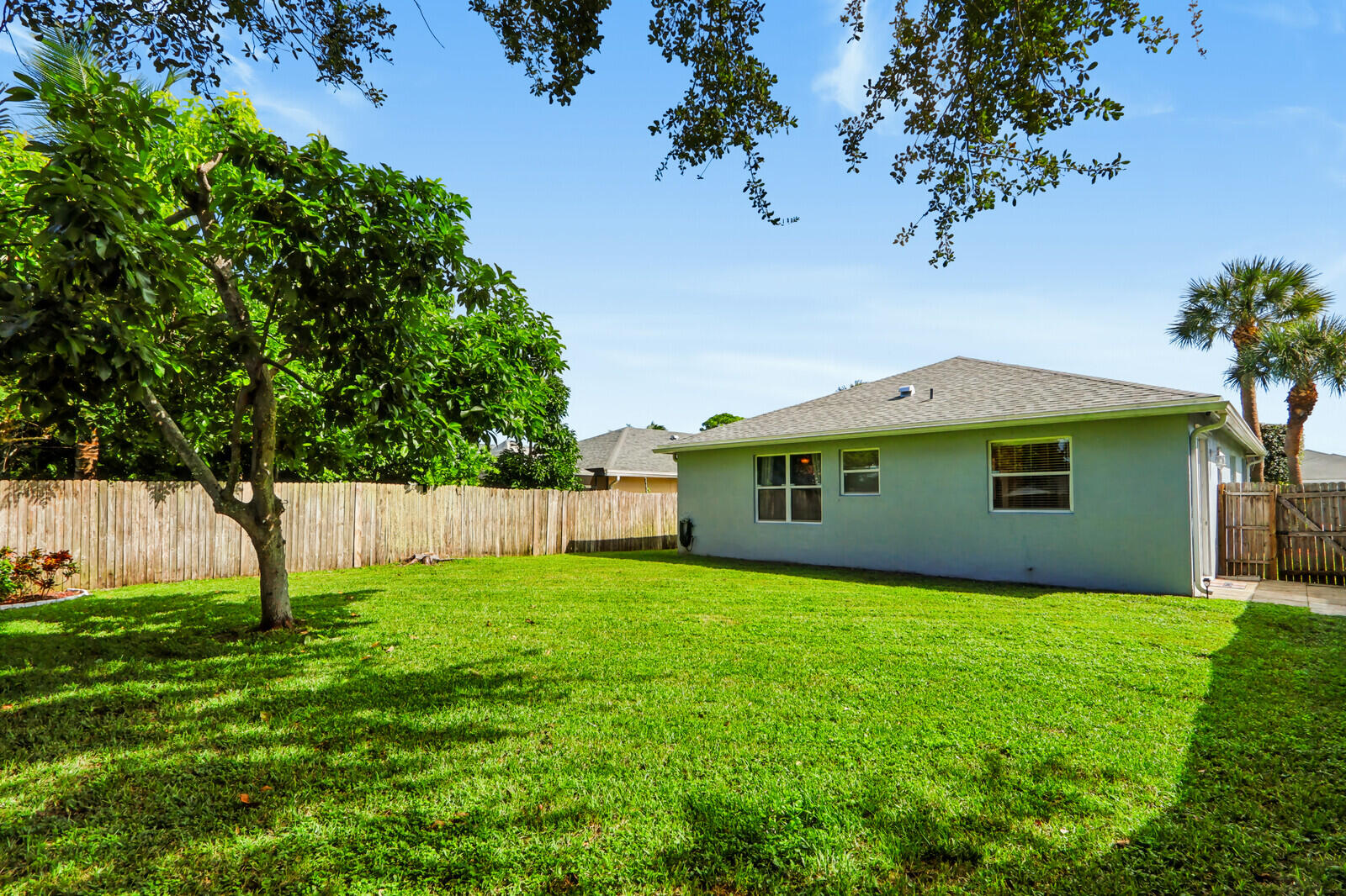 1024 PARK HILL, Haverhill FL 33417