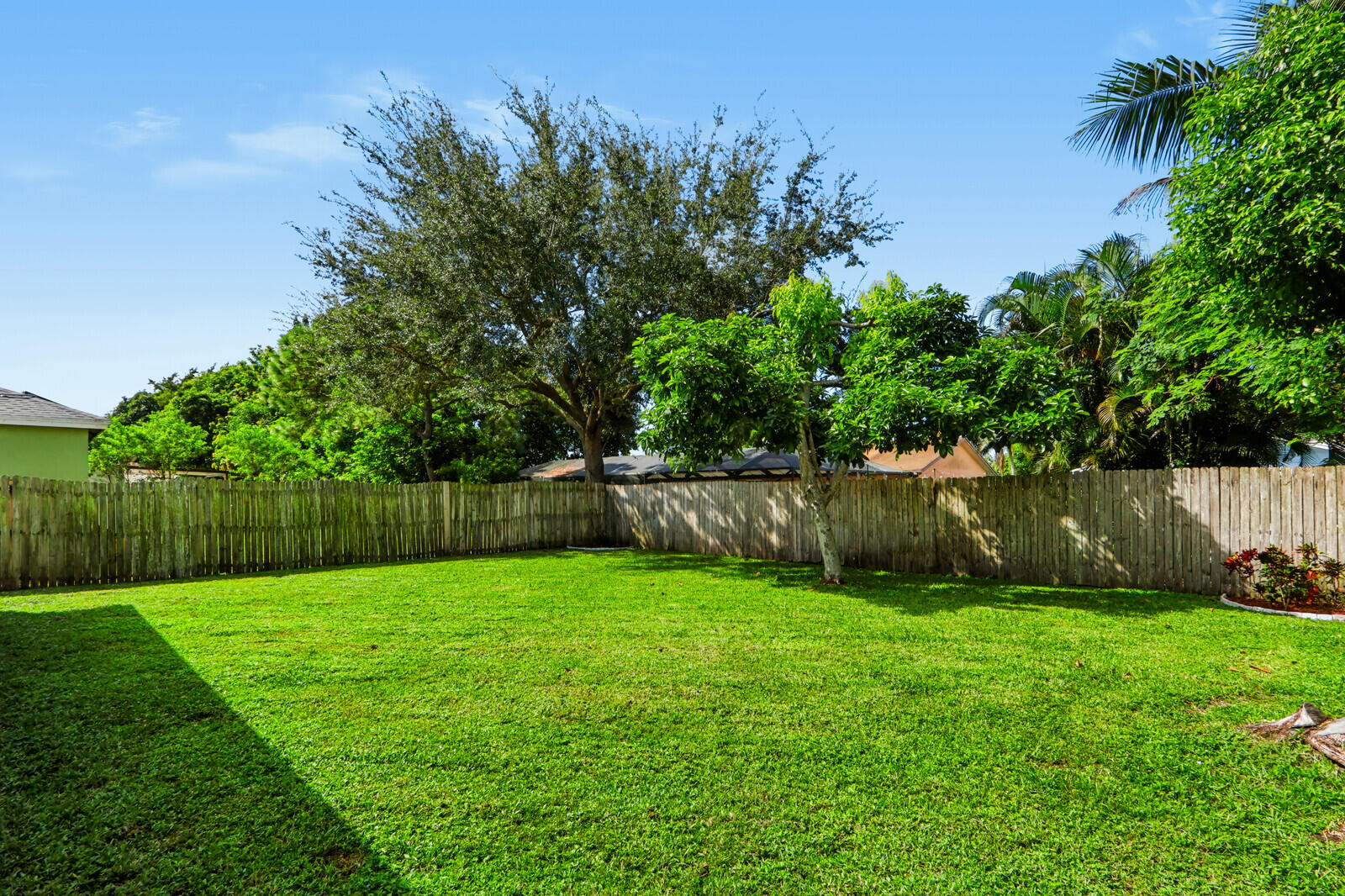 1024 PARK HILL, Haverhill FL 33417