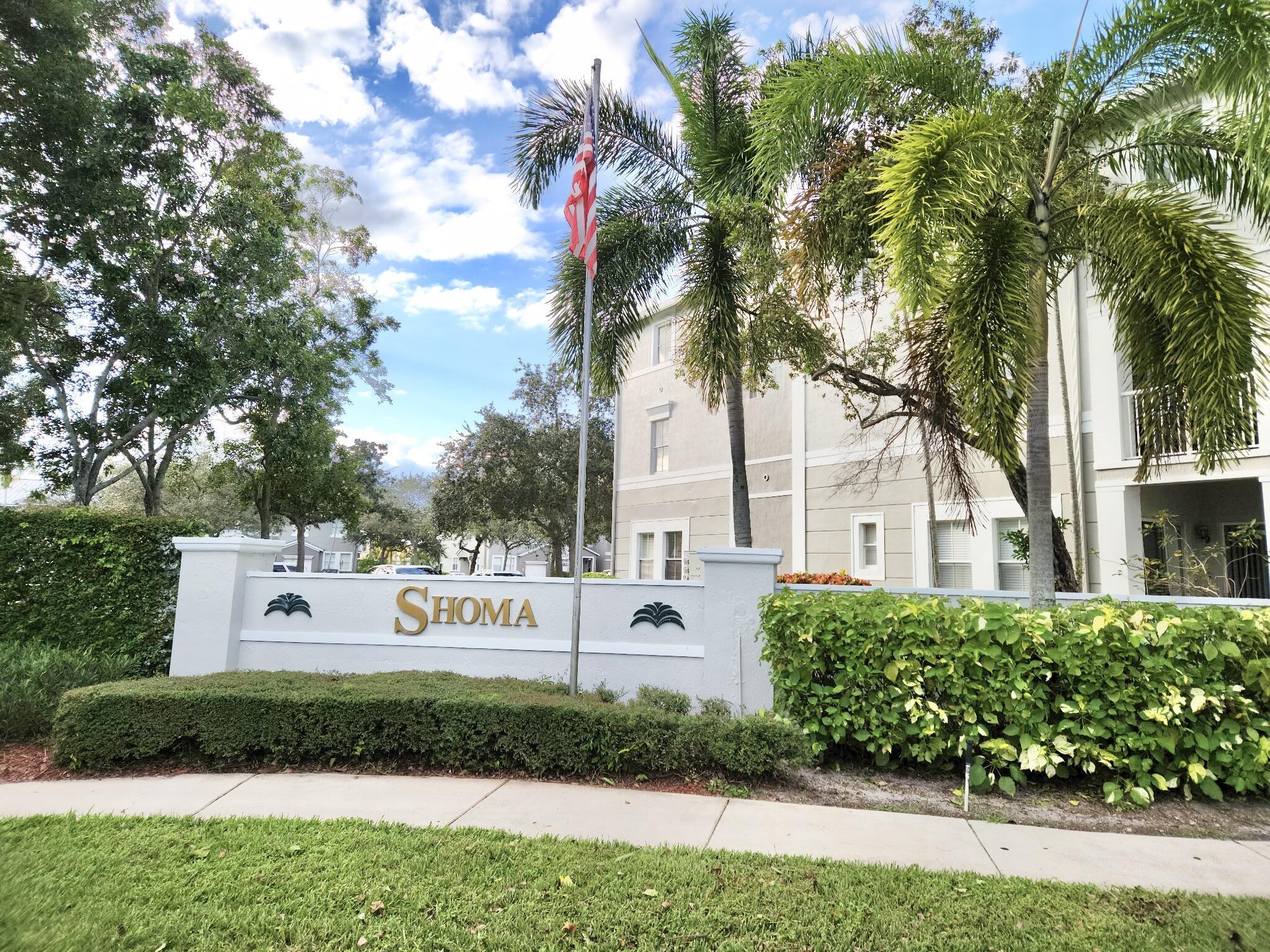 1006 SHOMA, Royal Palm Beach FL 33414