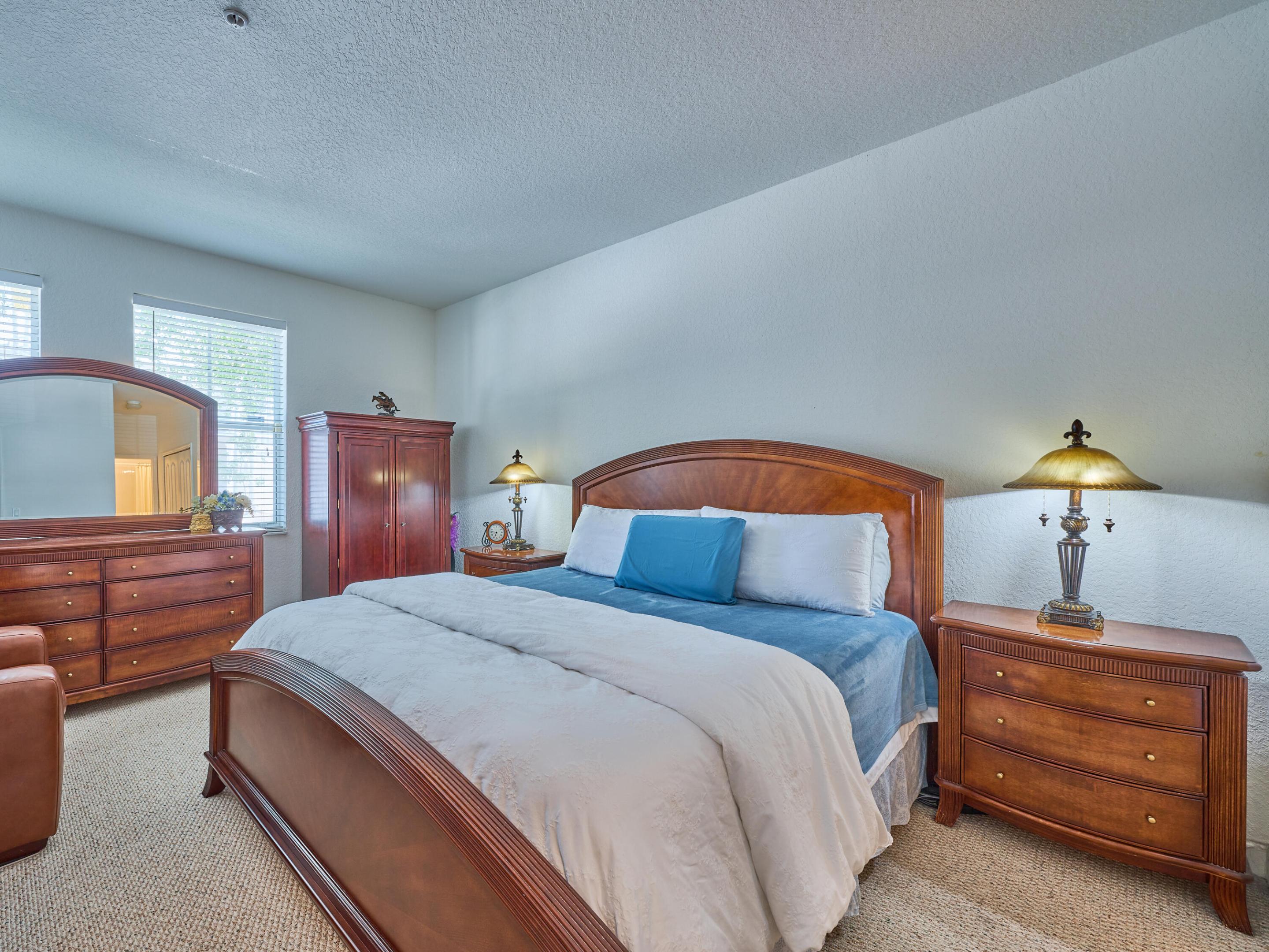 1006 SHOMA, Royal Palm Beach FL 33414