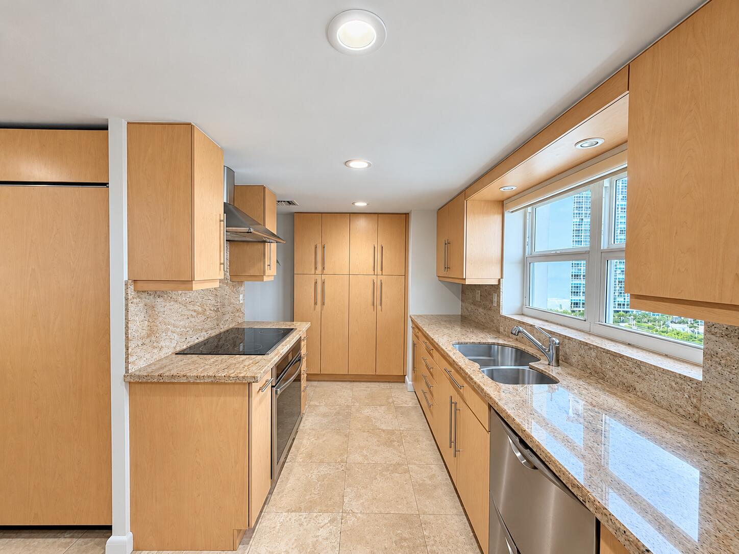 2100 S OCEAN #9M, Fort Lauderdale FL 33316
