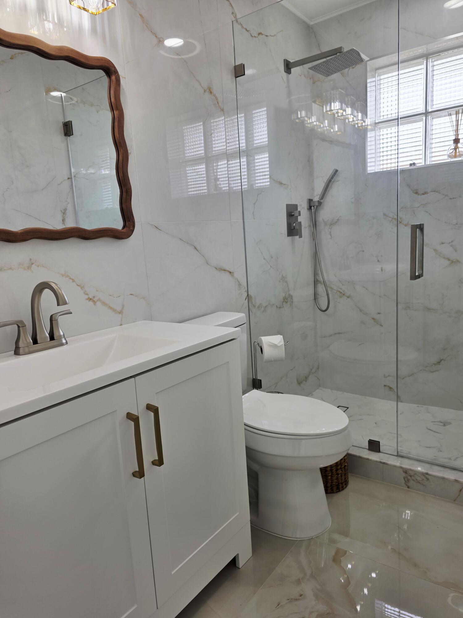 194 AKRON, Lake Worth FL 33467