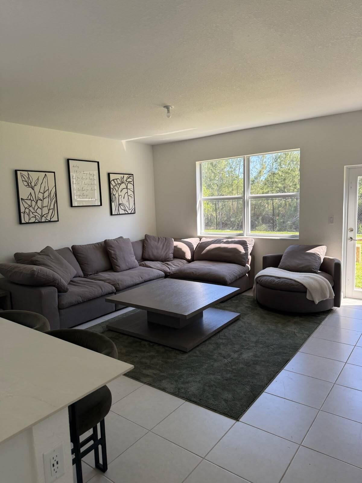 2402 SE 30TH, Homestead FL 33035