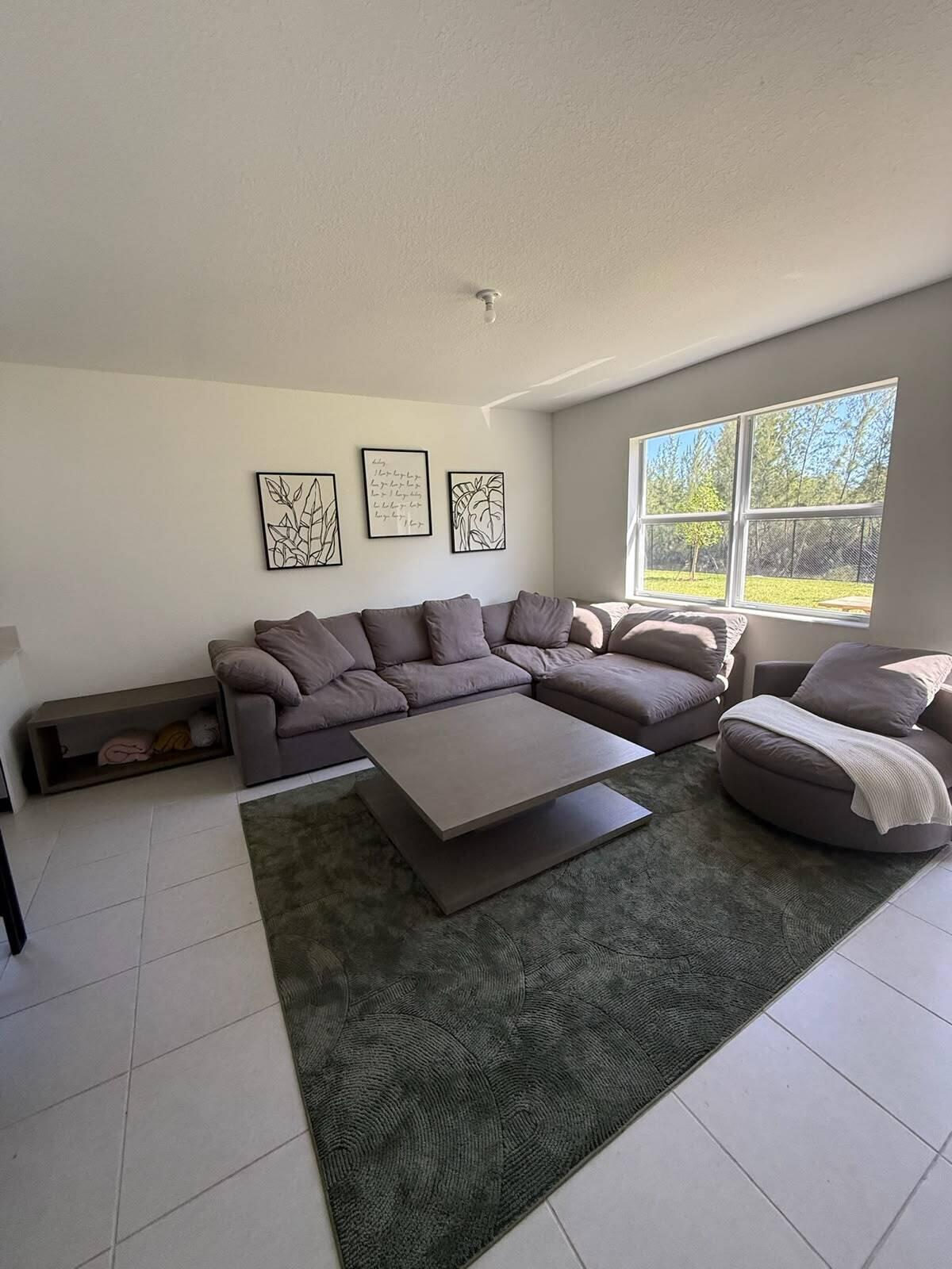 2402 SE 30TH, Homestead FL 33035