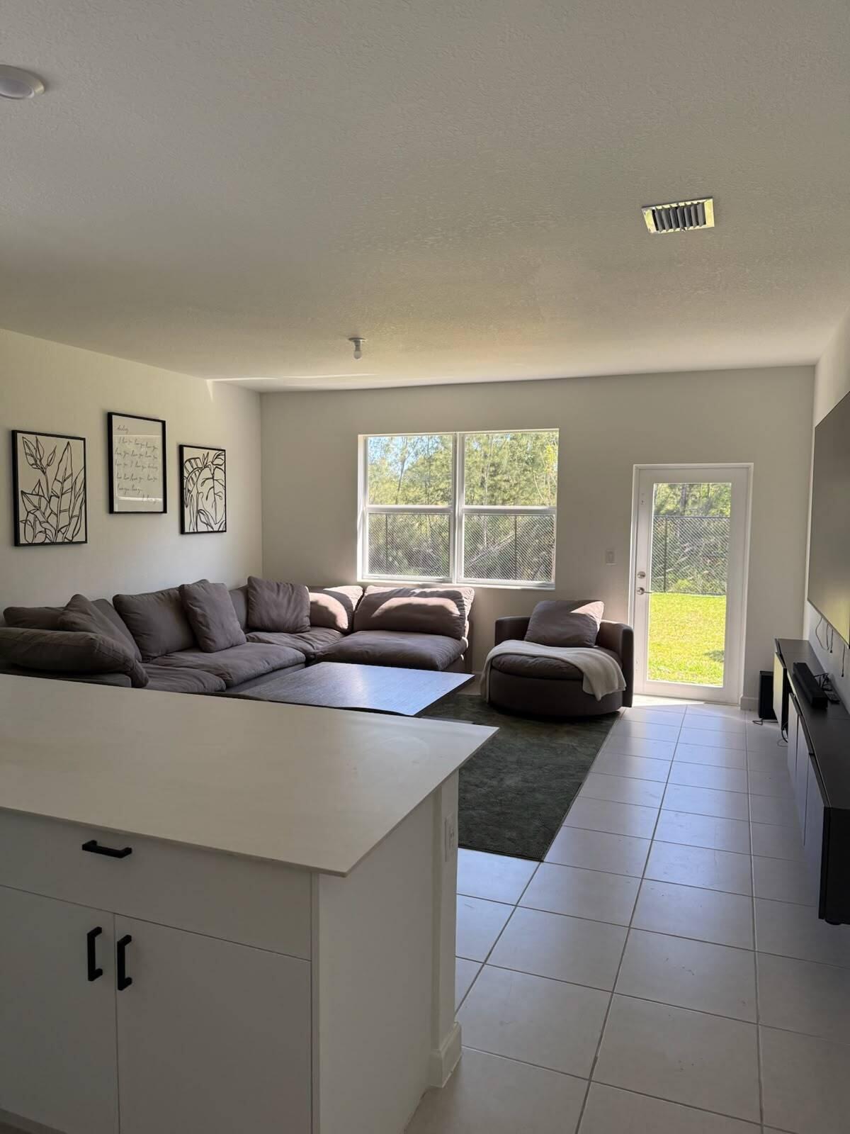 2402 SE 30TH, Homestead FL 33035