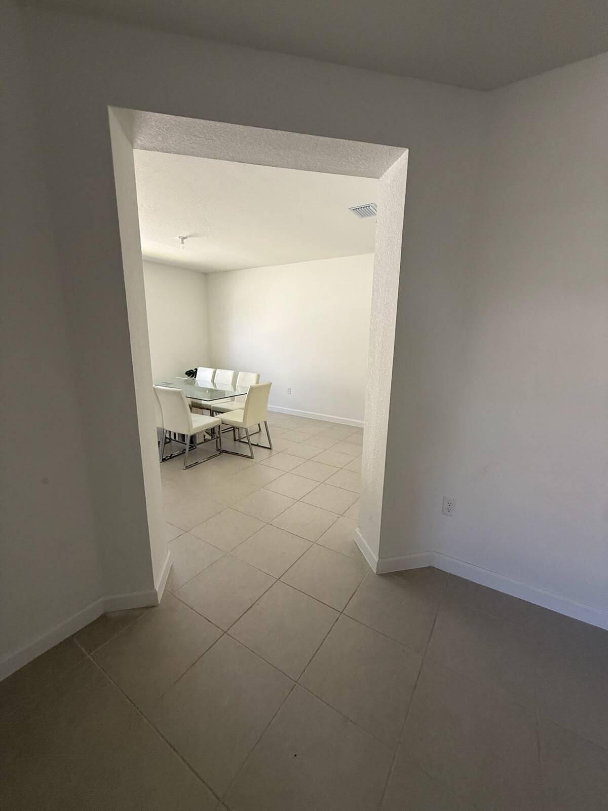 2402 SE 30TH, Homestead FL 33035