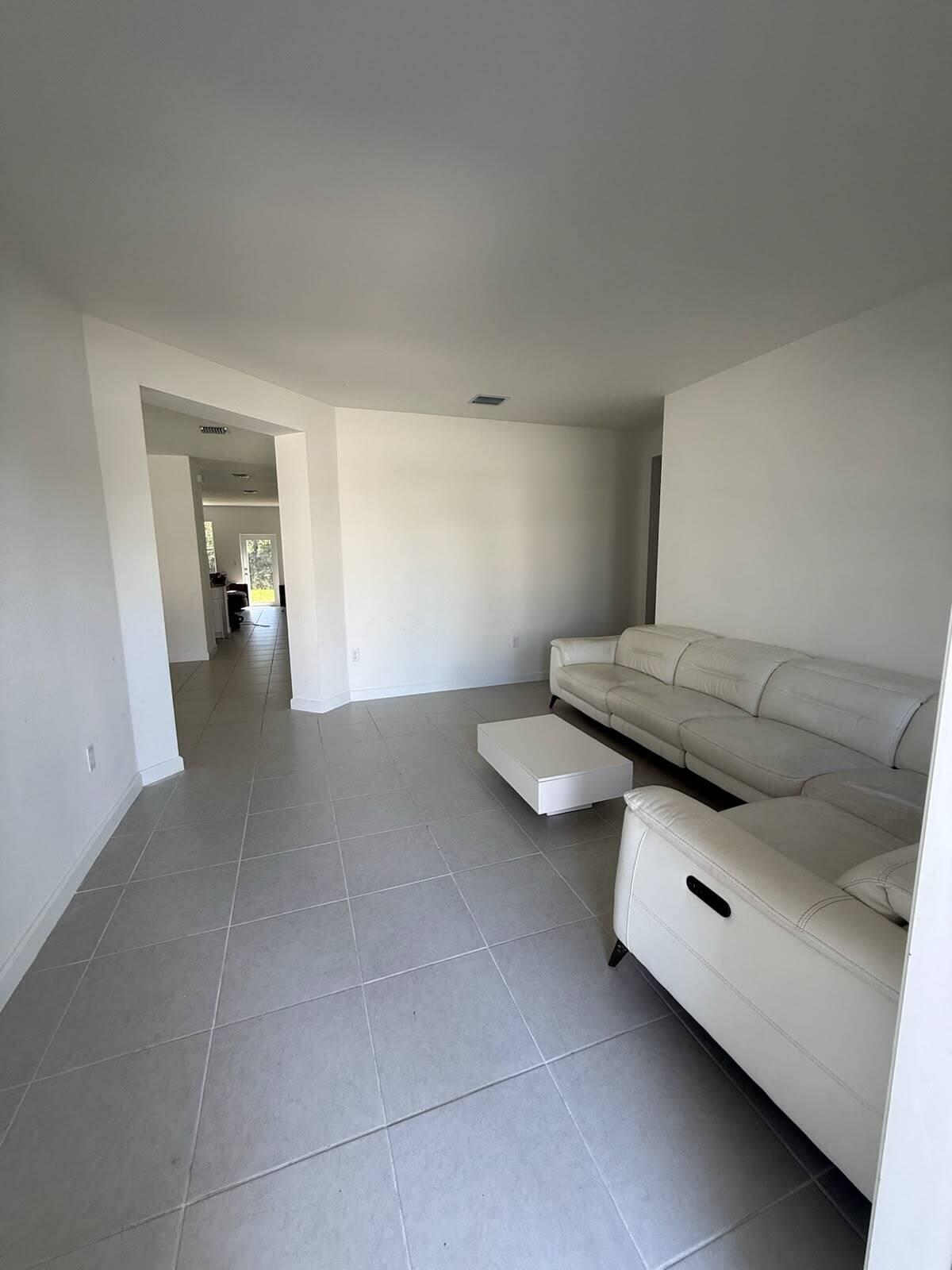 2402 SE 30TH, Homestead FL 33035