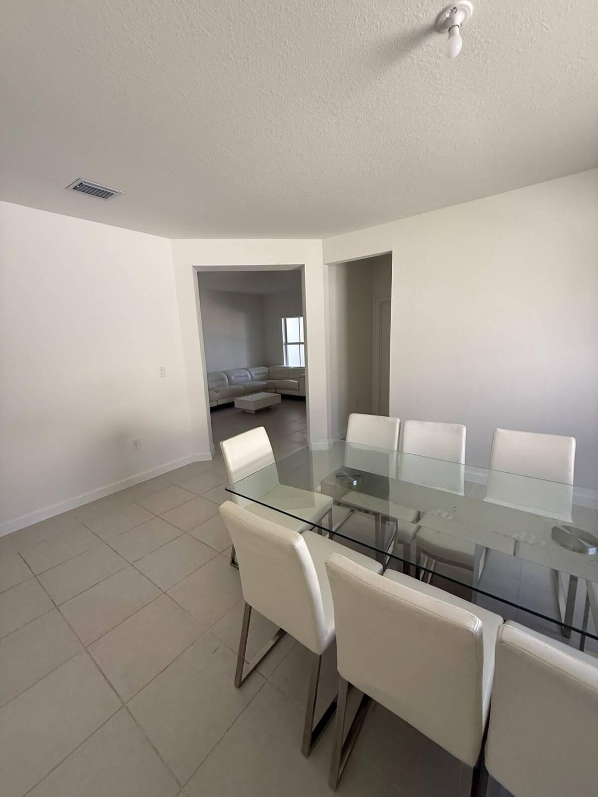 2402 SE 30TH, Homestead FL 33035